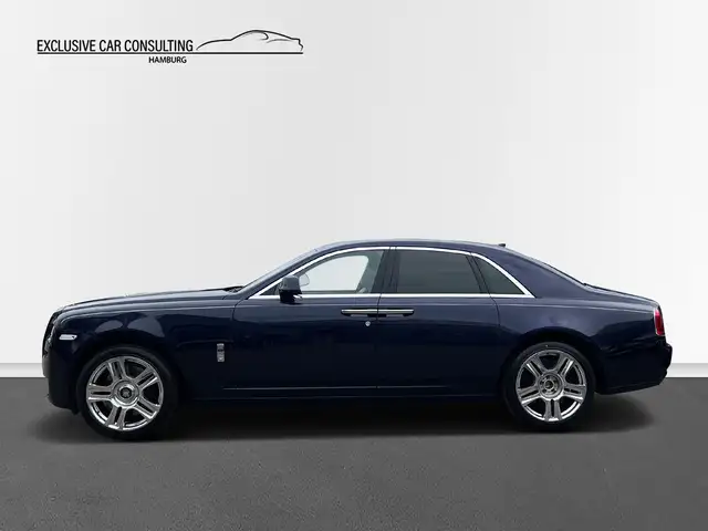 Rolls-Royce Ghost view 7