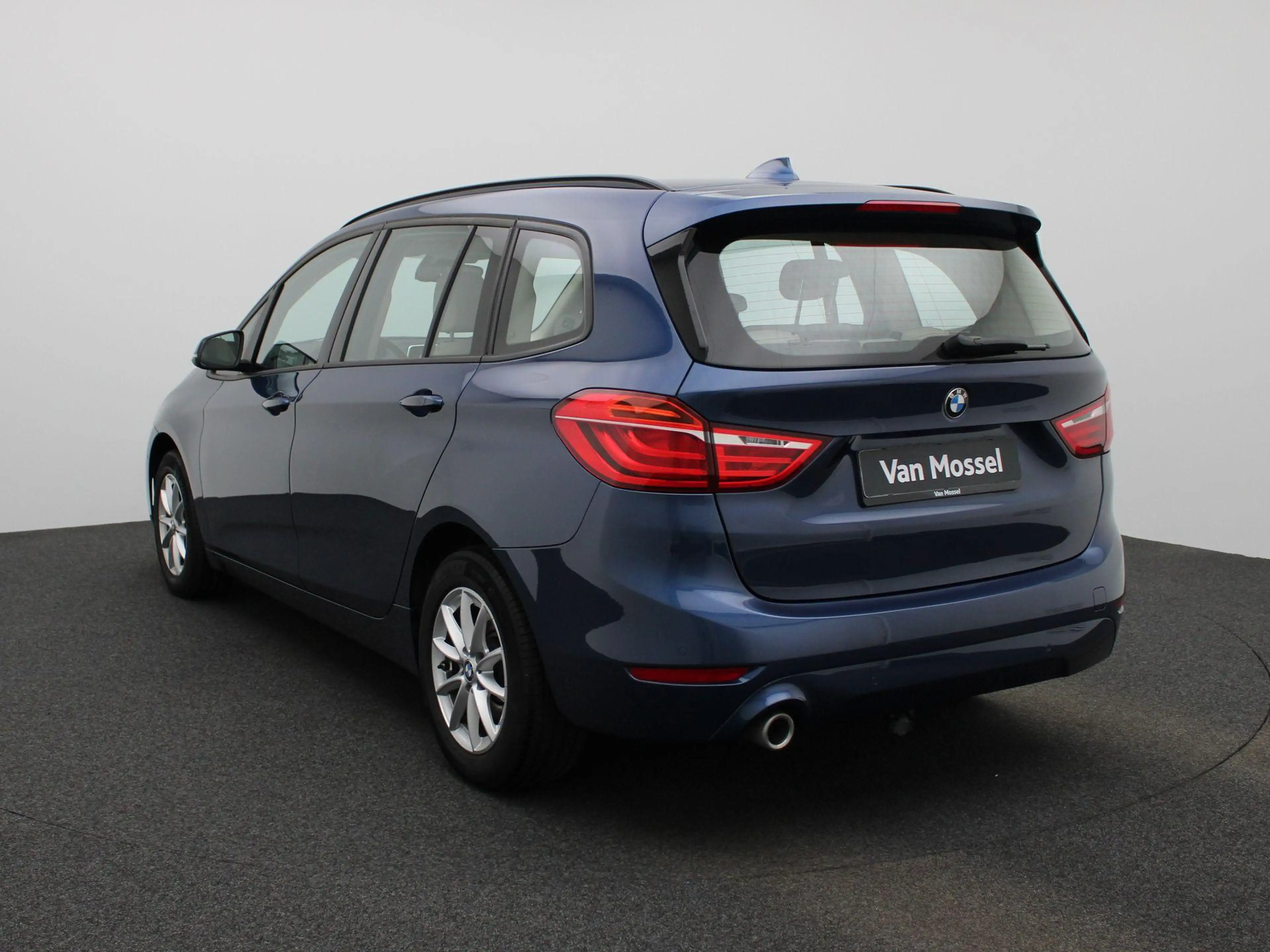 BMW 216 2 Reeks Gran Tourer 216i (80kW) — photo 2
