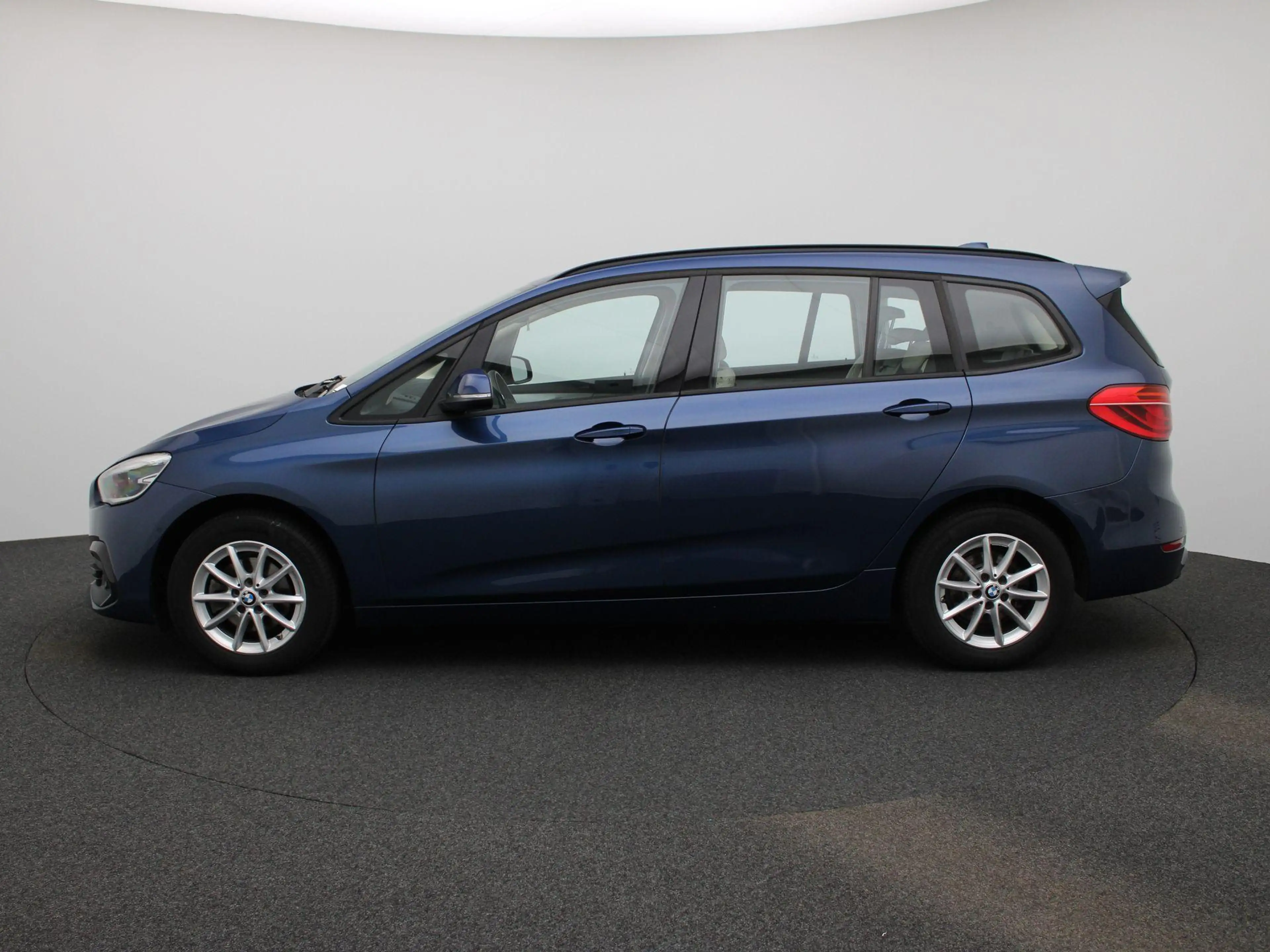 BMW 216 2 Reeks Gran Tourer 216i (80kW) — photo 4