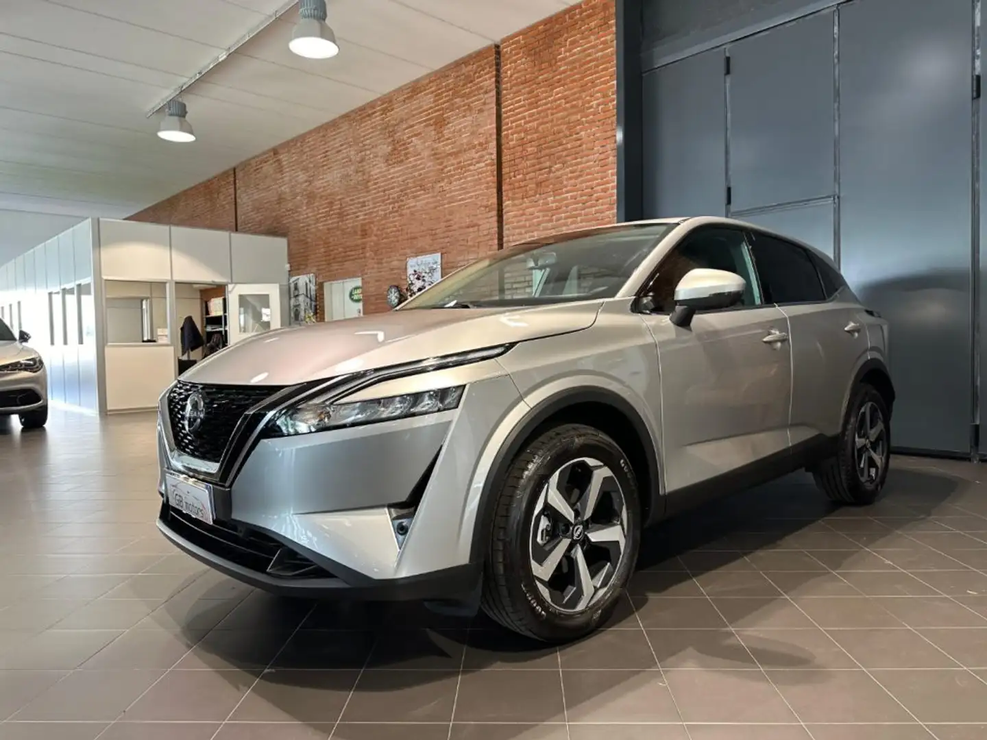 Nissan Qashqai MHEV 140 CV N-Connecta VARI COLORI DISPONIBILI Argento - 1