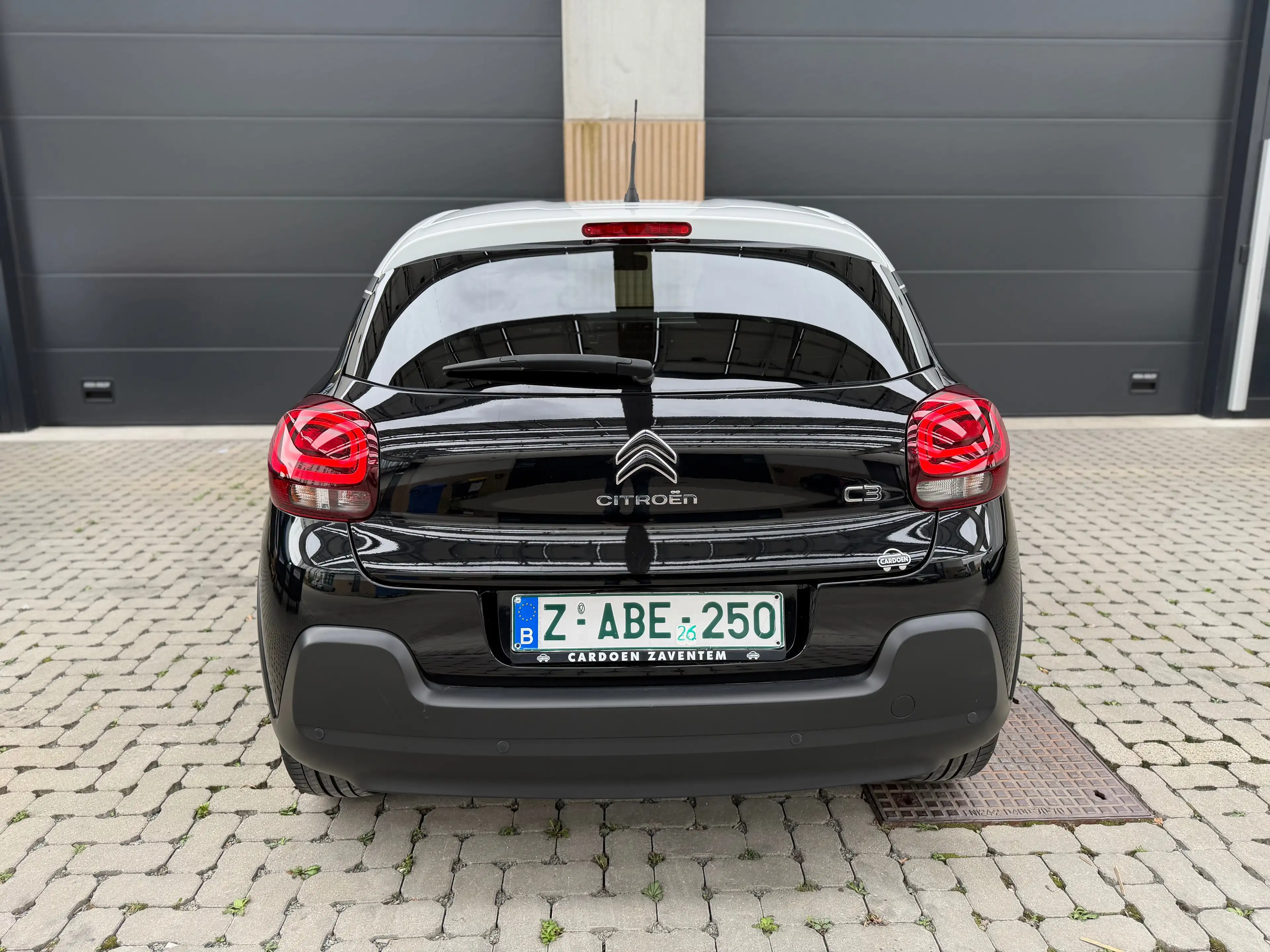 Citroen C3 C3 1.2i PureTech Shine S — photo 4