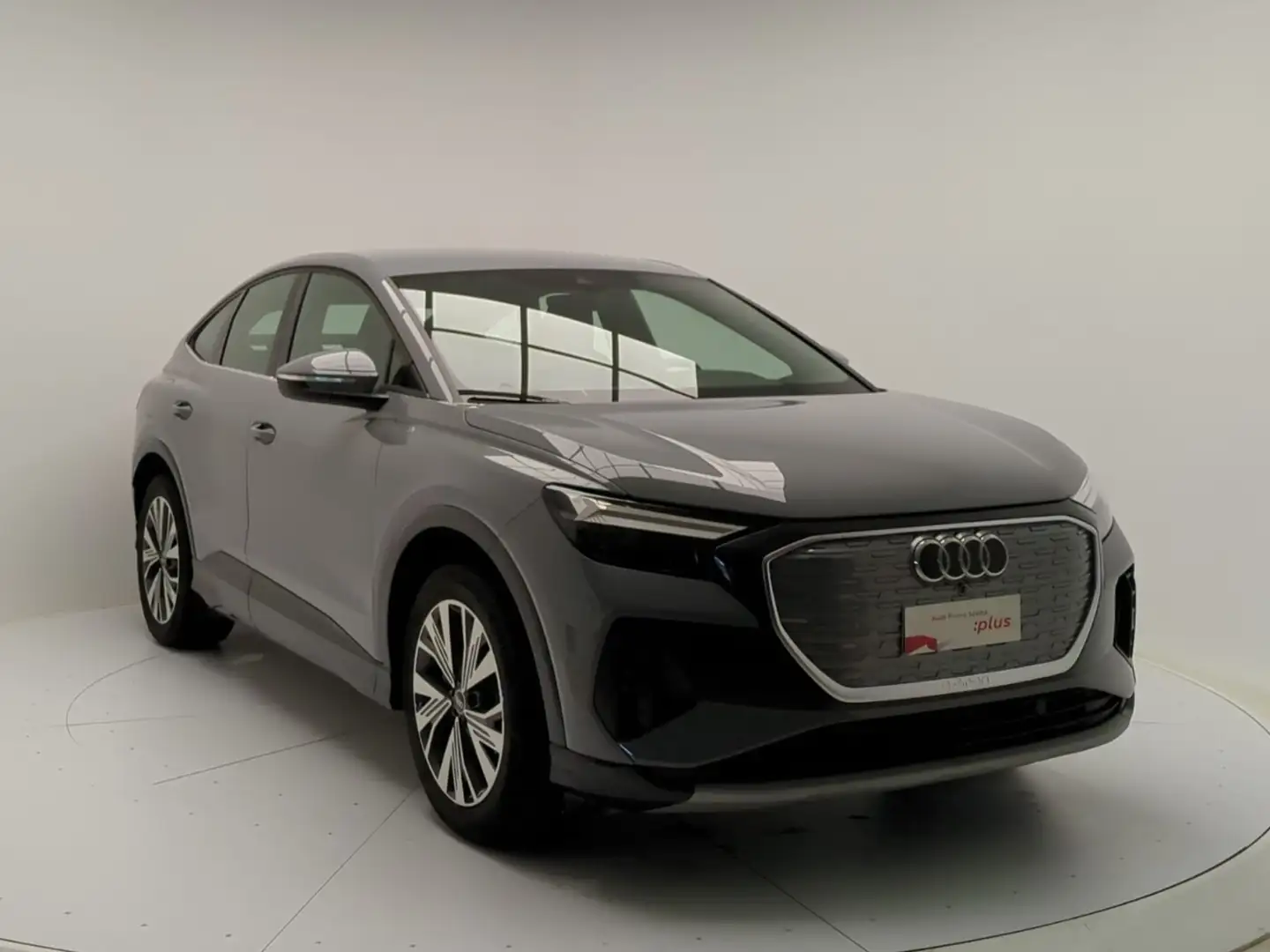 Audi Q4 e-tron Q4 SPB 40 e-tron Business Advanced - 1