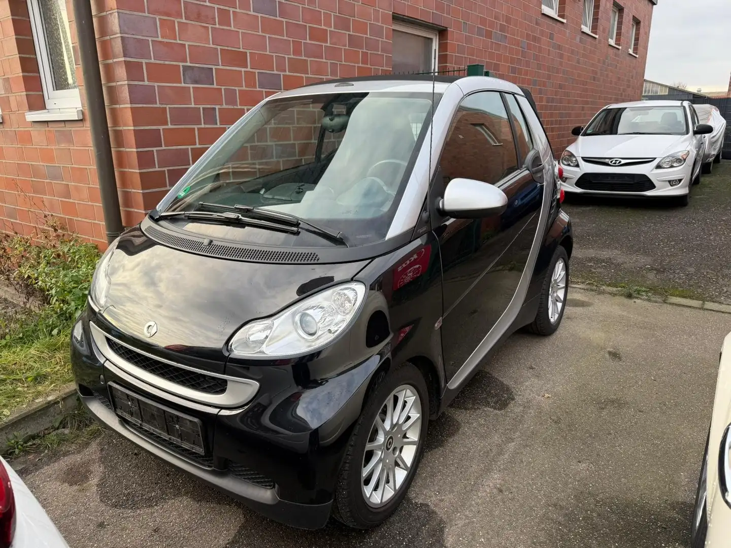 smart forTwo CDI Cabrio Carplay Fekete - 2