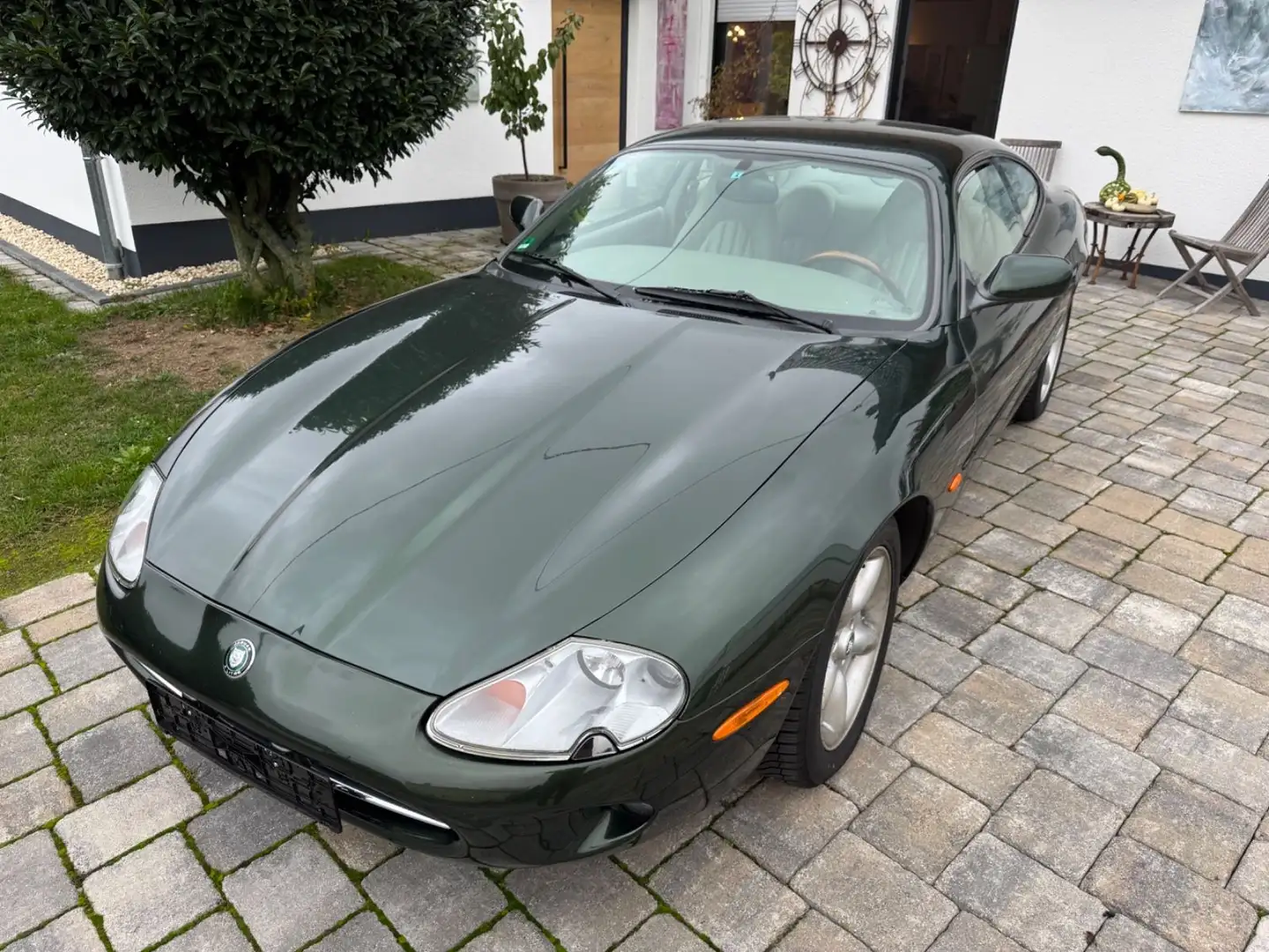 Jaguar XK8 Coupe 4.0 V8 Vollleder Klimaautom TÜV 5/2027 Grün - 2