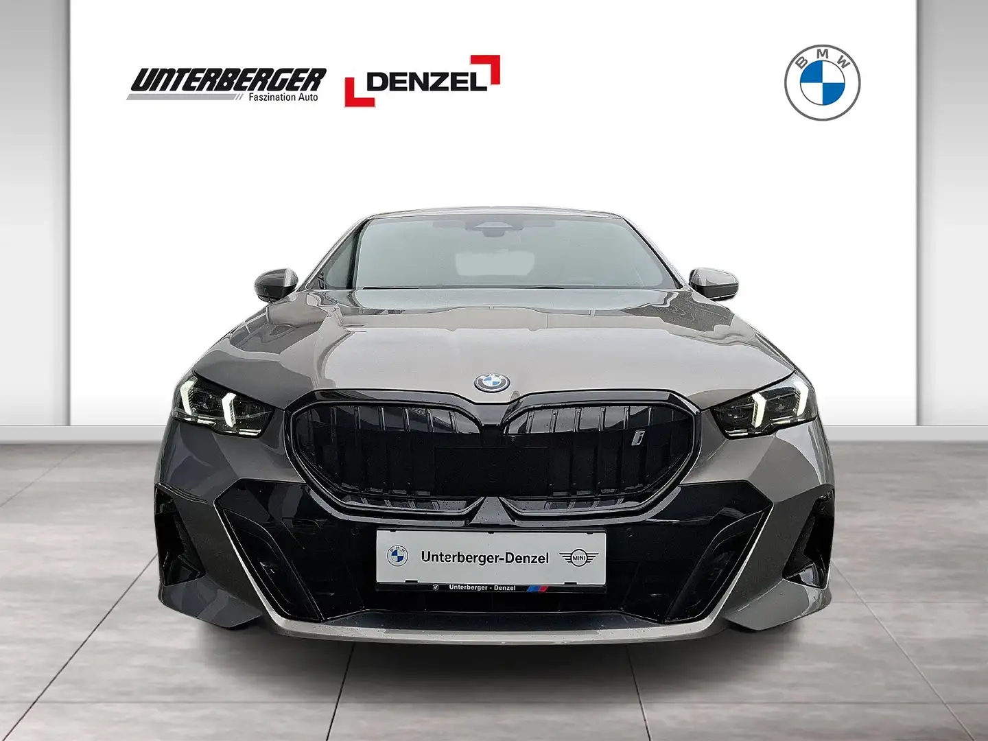BMW i5 xDrive40 M Sportpaket Grau - 2
