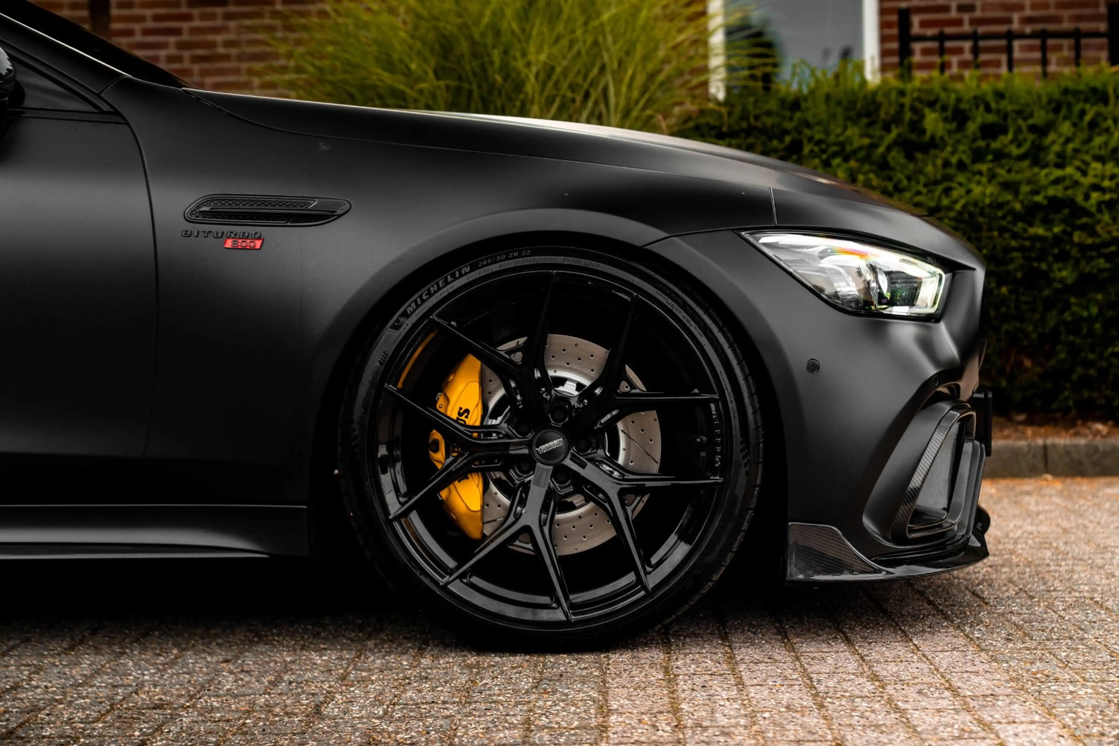Mercedes-Benz AMG GT 4-Door Coupe 4.0 63 S 4MATIC+ Premium + BRABUS 800 — photo 35