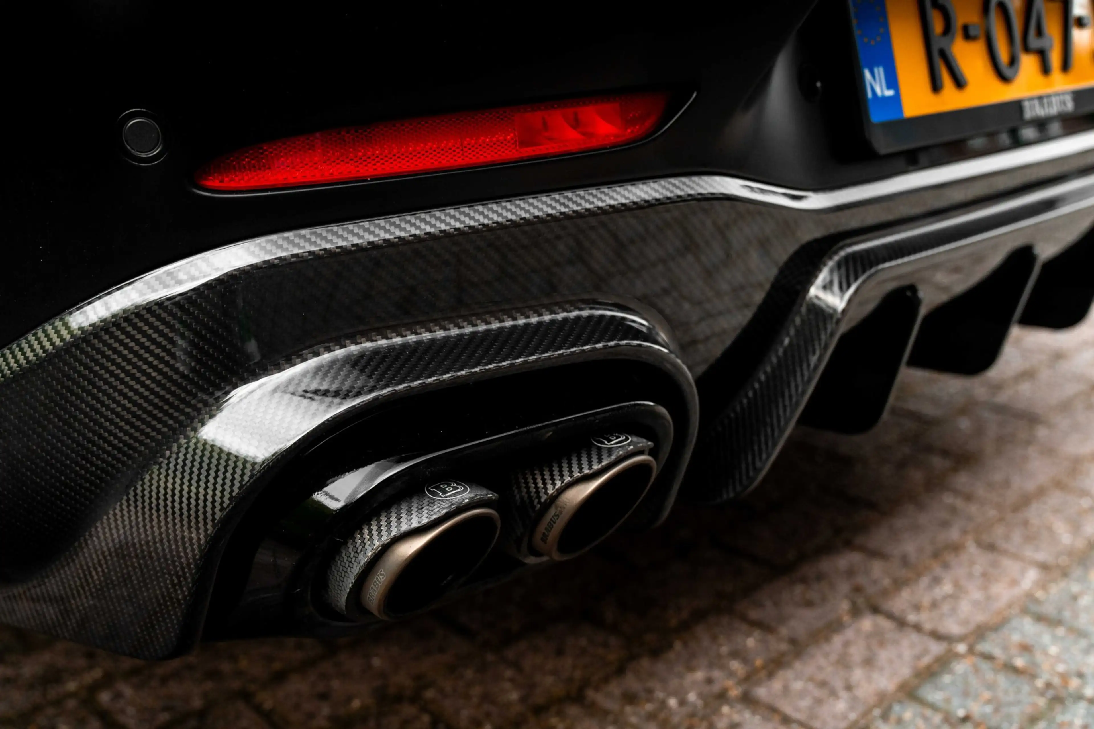 Mercedes-Benz AMG GT 4-Door Coupe 4.0 63 S 4MATIC+ Premium + BRABUS 800 — photo 30