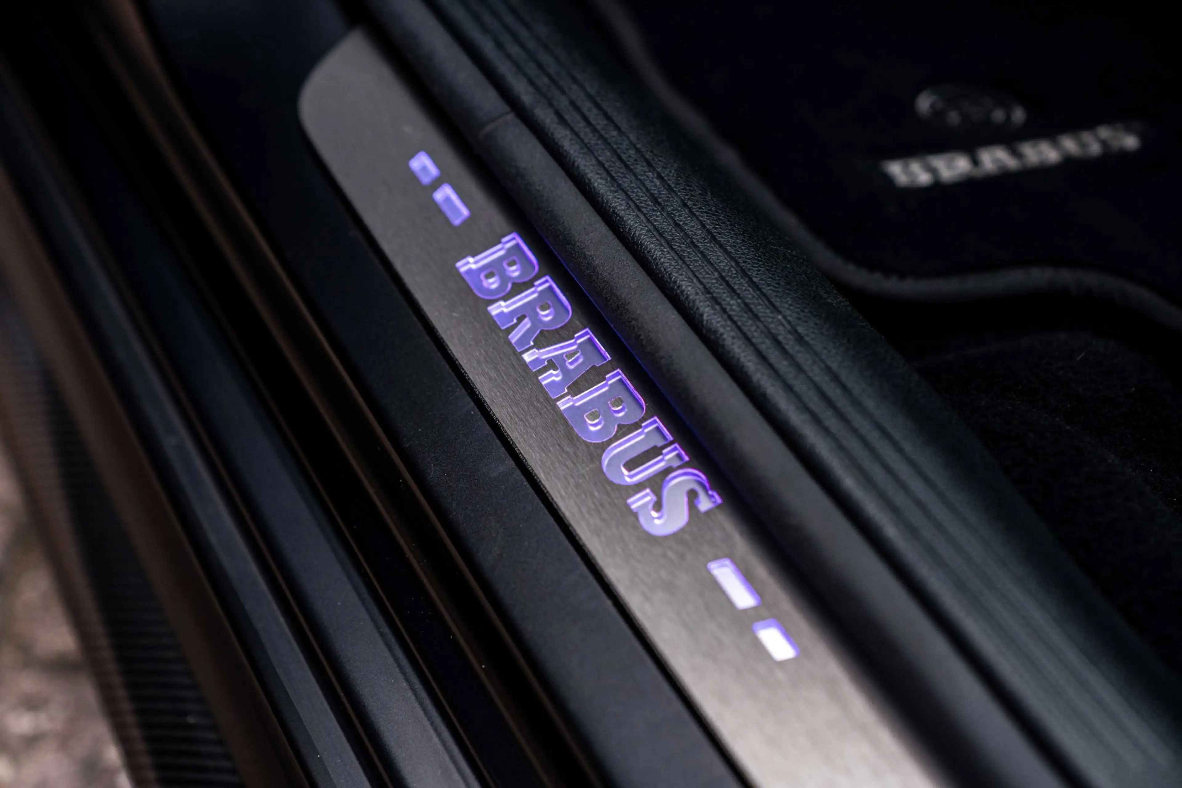 Mercedes-Benz AMG GT 4-Door Coupe 4.0 63 S 4MATIC+ Premium + BRABUS 800 — photo 32
