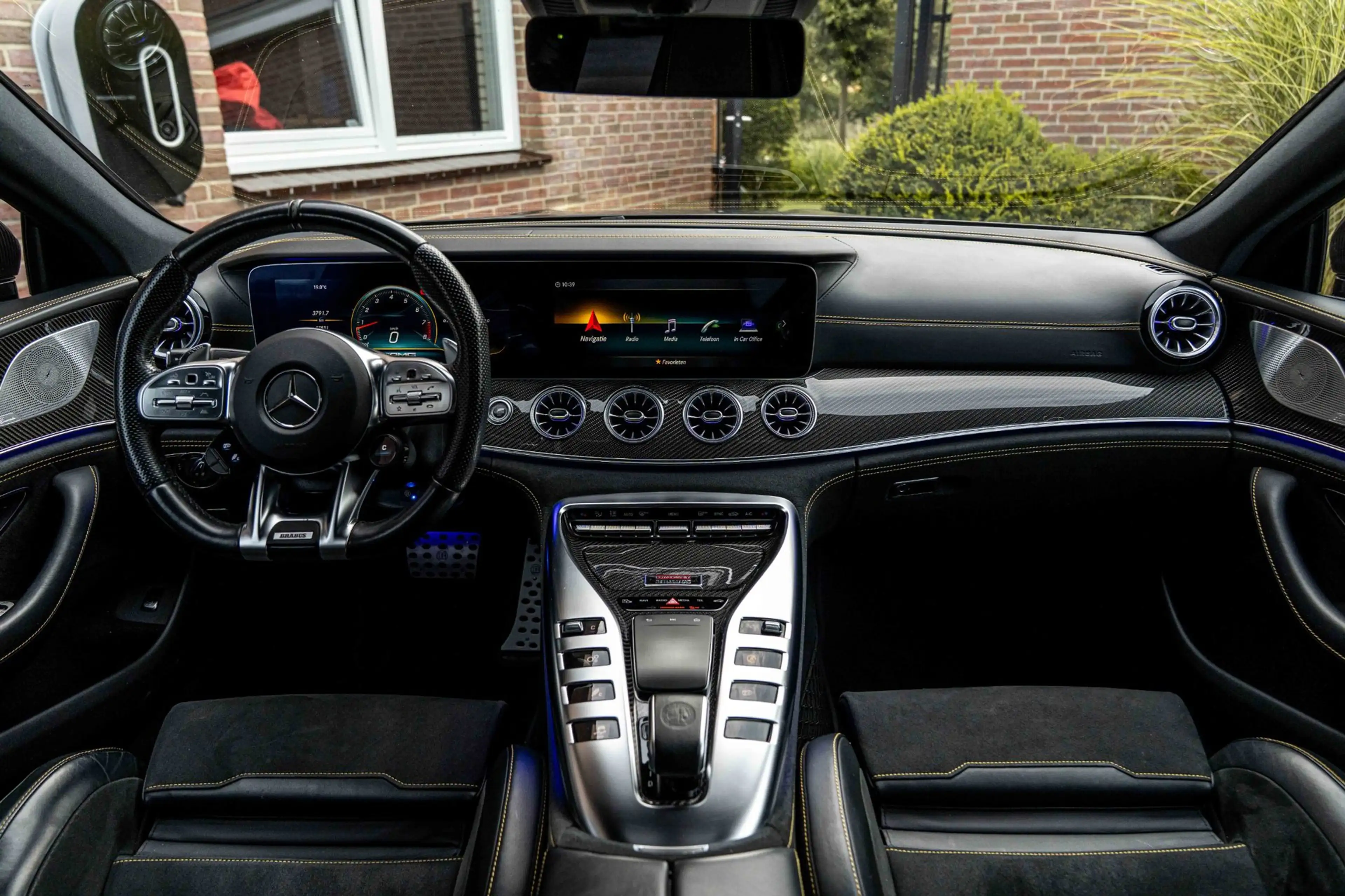 Mercedes-Benz AMG GT 4-Door Coupe 4.0 63 S 4MATIC+ Premium + BRABUS 800 — photo 14