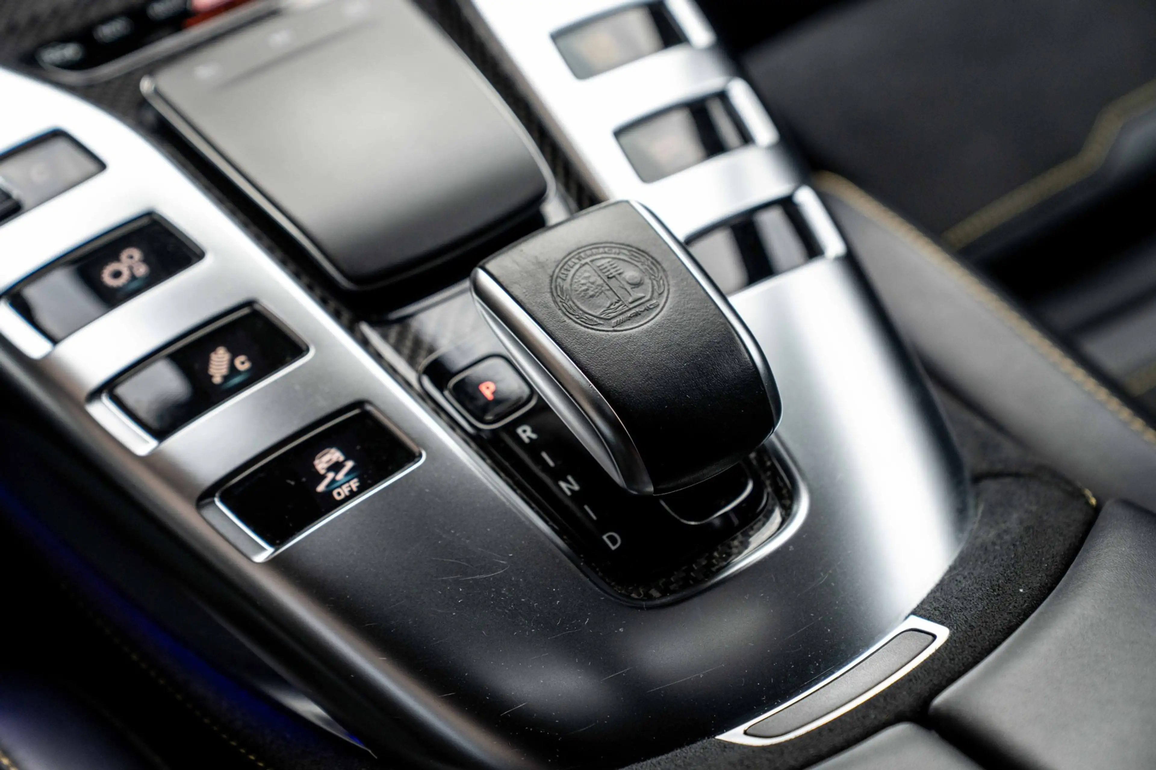 Mercedes-Benz AMG GT 4-Door Coupe 4.0 63 S 4MATIC+ Premium + BRABUS 800 — photo 41