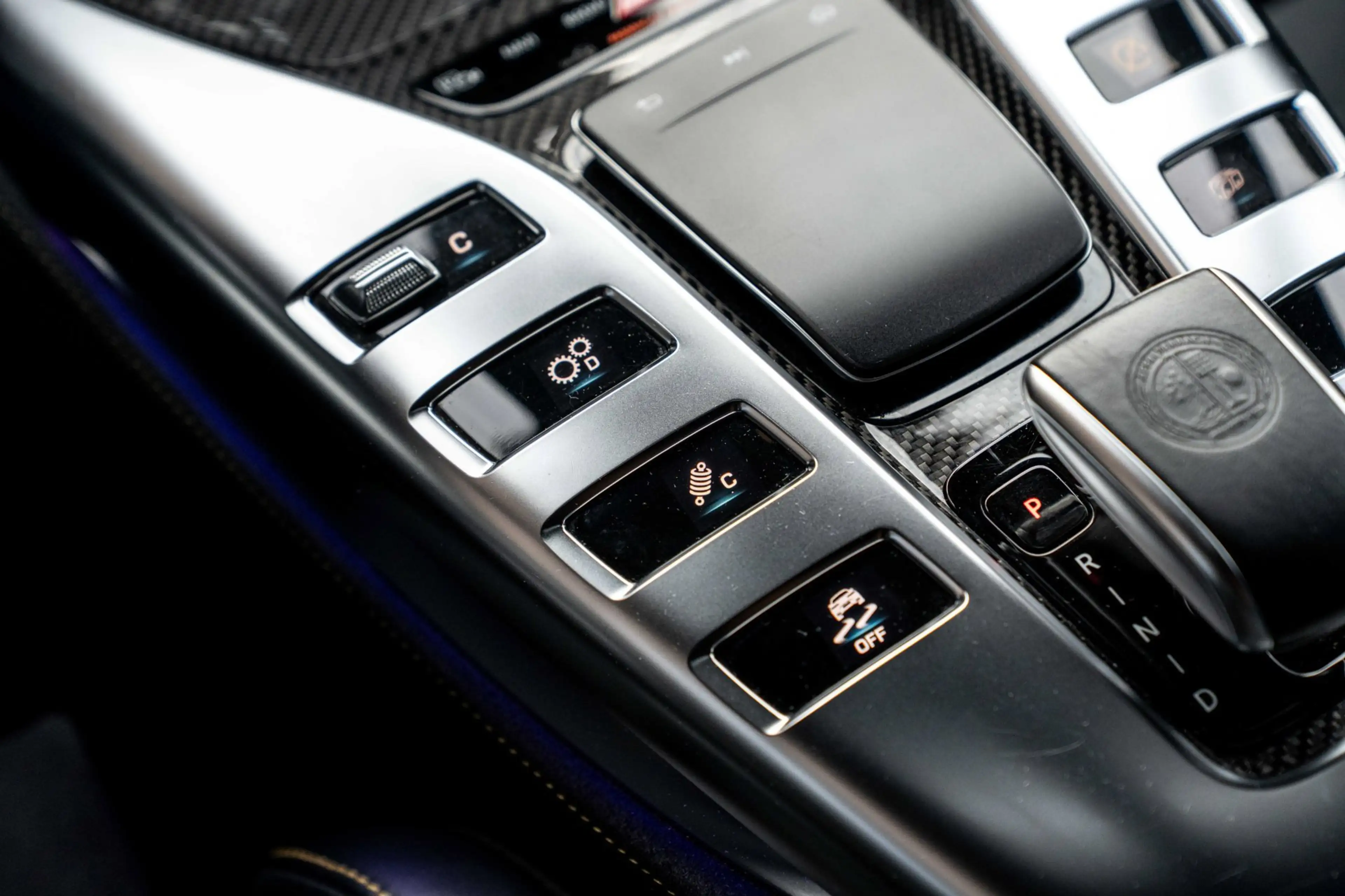 Mercedes-Benz AMG GT 4-Door Coupe 4.0 63 S 4MATIC+ Premium + BRABUS 800 — photo 42