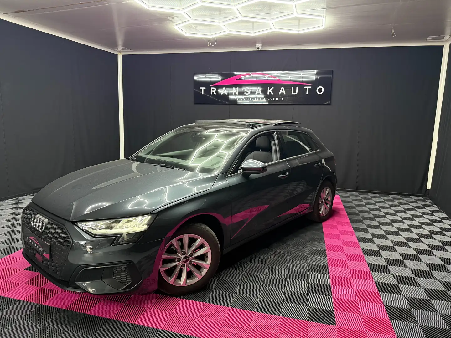 Audi A3 A3 Sportback 30 TFSI toit pano Garantie 1 AN Szürke - 2