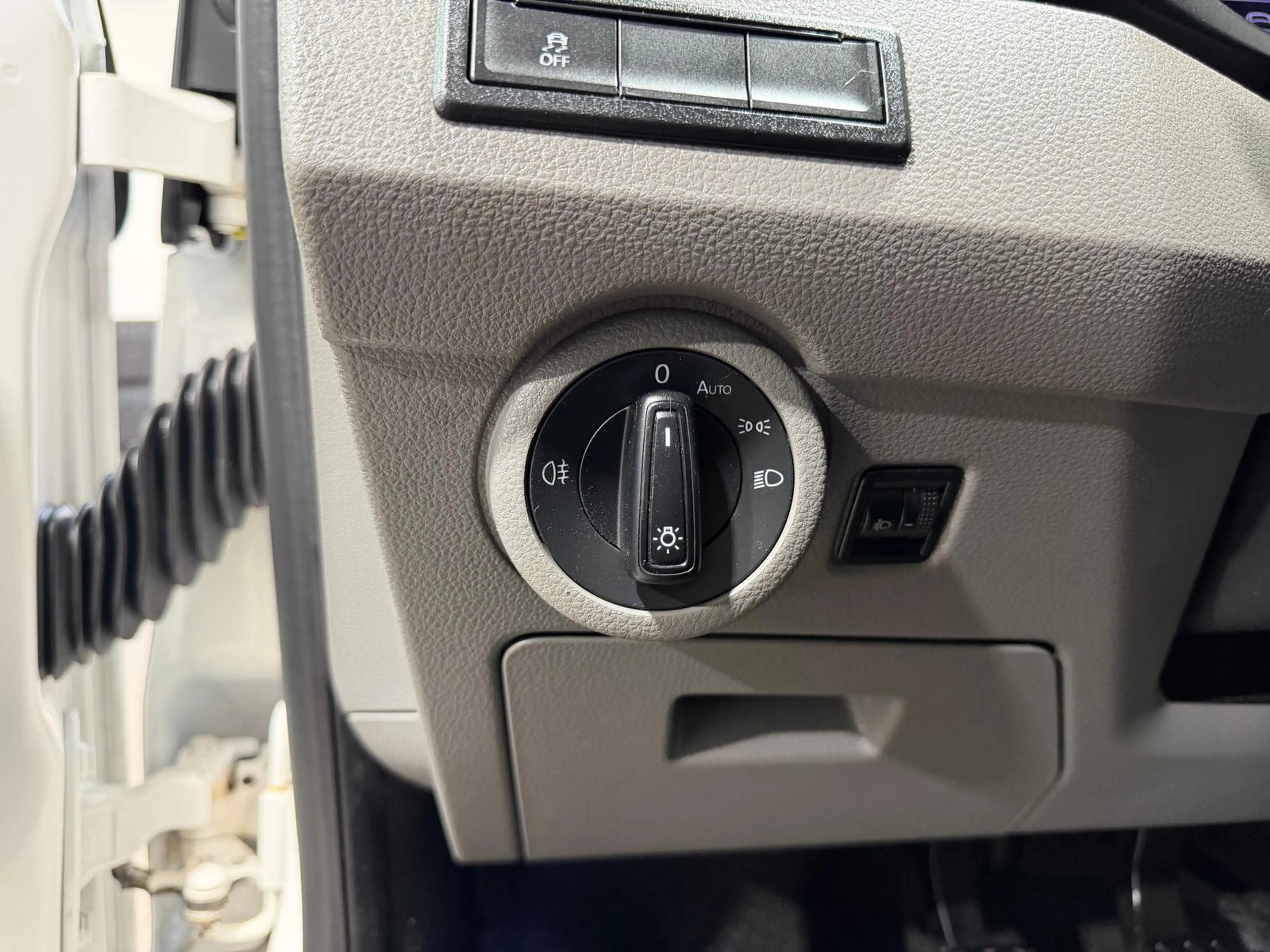 Volkswagen T6.1 Transporter T6.1 Pritsche-Doka (6-Si.),4Motion,Klima,Standh. — photo 15