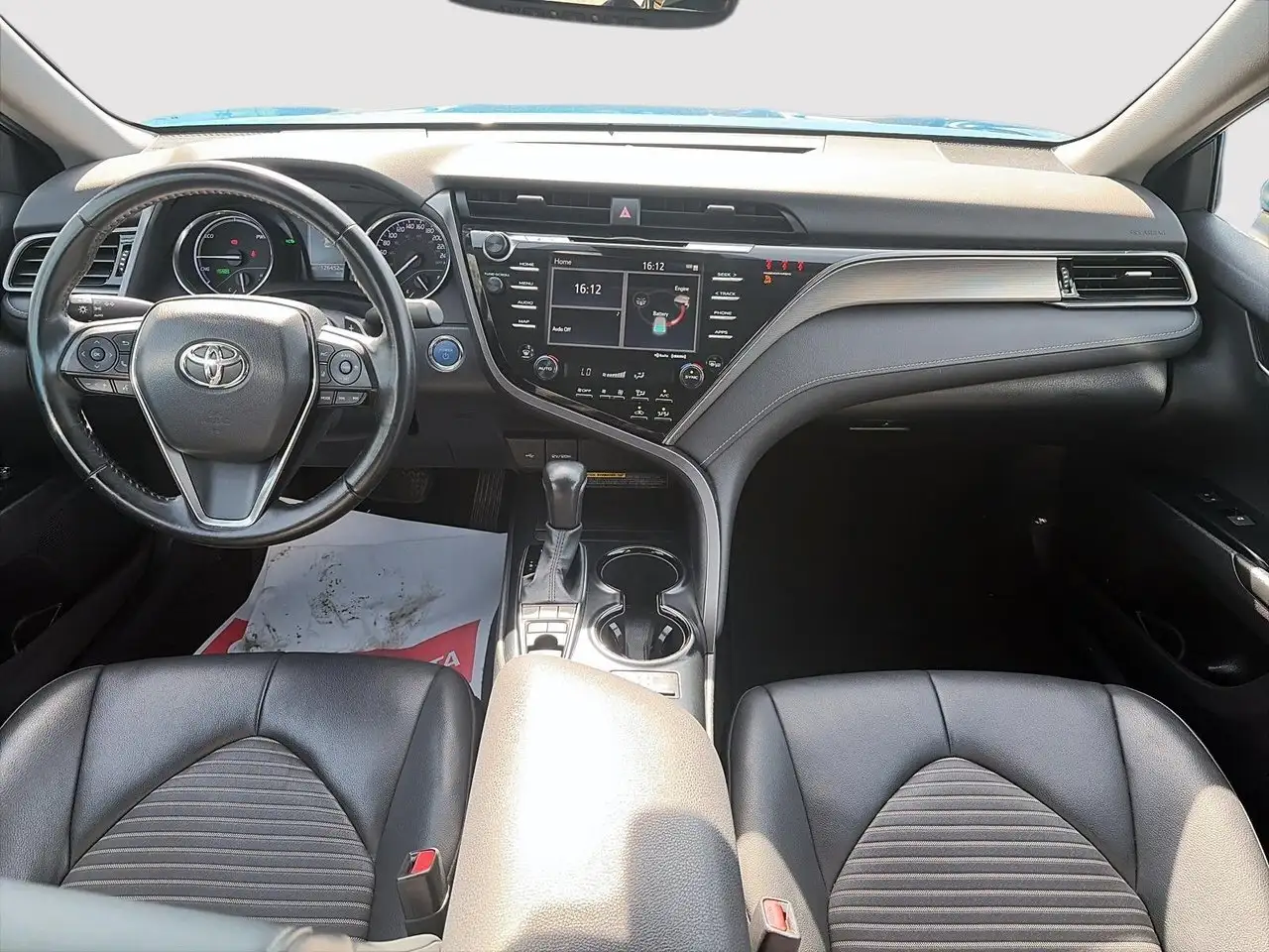 Toyota Camry photo Toyota Camry