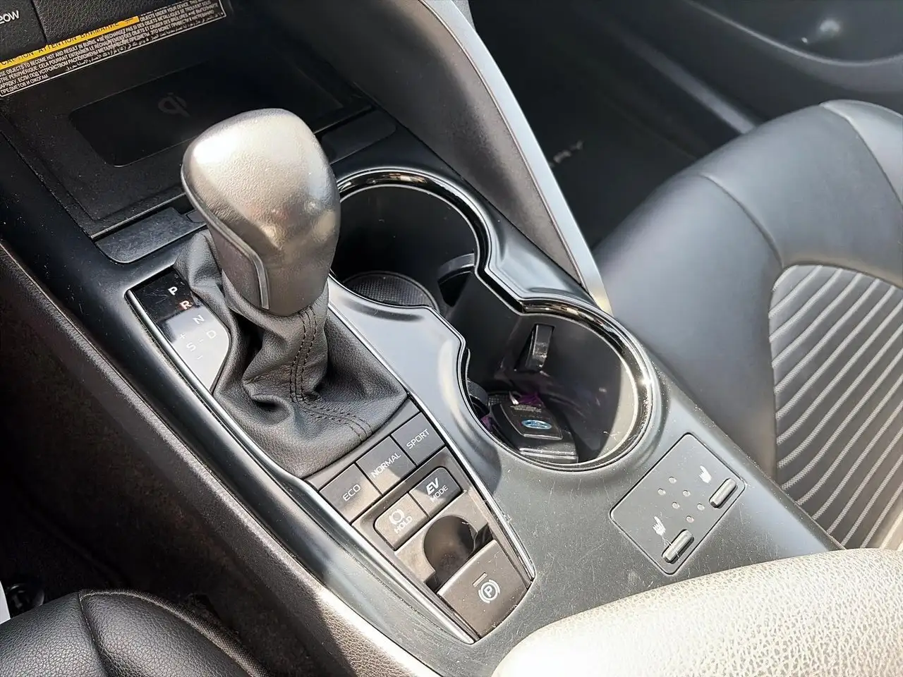 Toyota Camry photo Toyota Camry