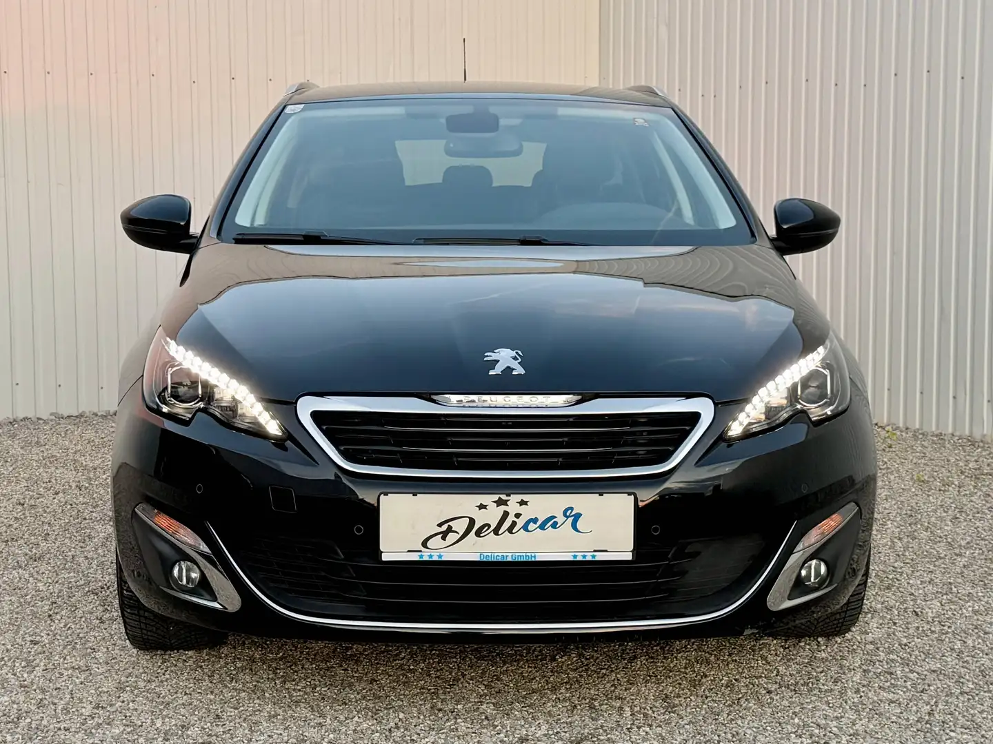 Peugeot 308 Allure SW 2.0 HDi Automatik Schwarz - 2