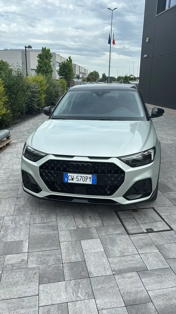 Audi A1 Sportback 30 1.0 tfsi Identity Black 116cv s-troni - 1