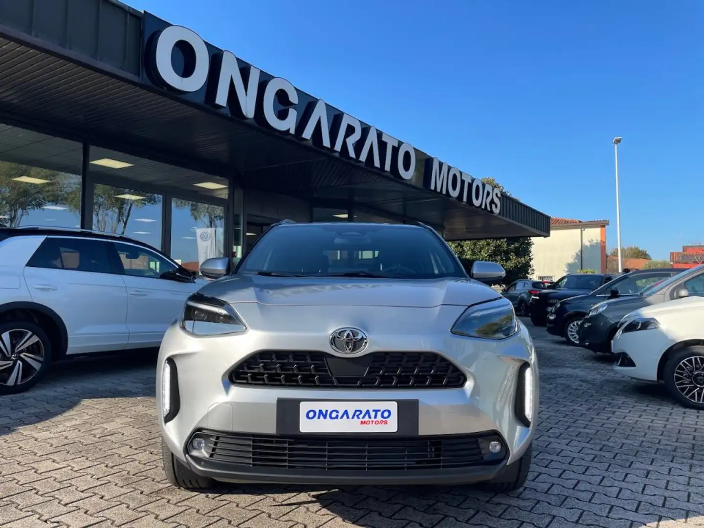 Toyota Yaris Cross 1.5 Hybrid 130 CV 5p.E-CVT Trend #Winter.Pack Argento - 2