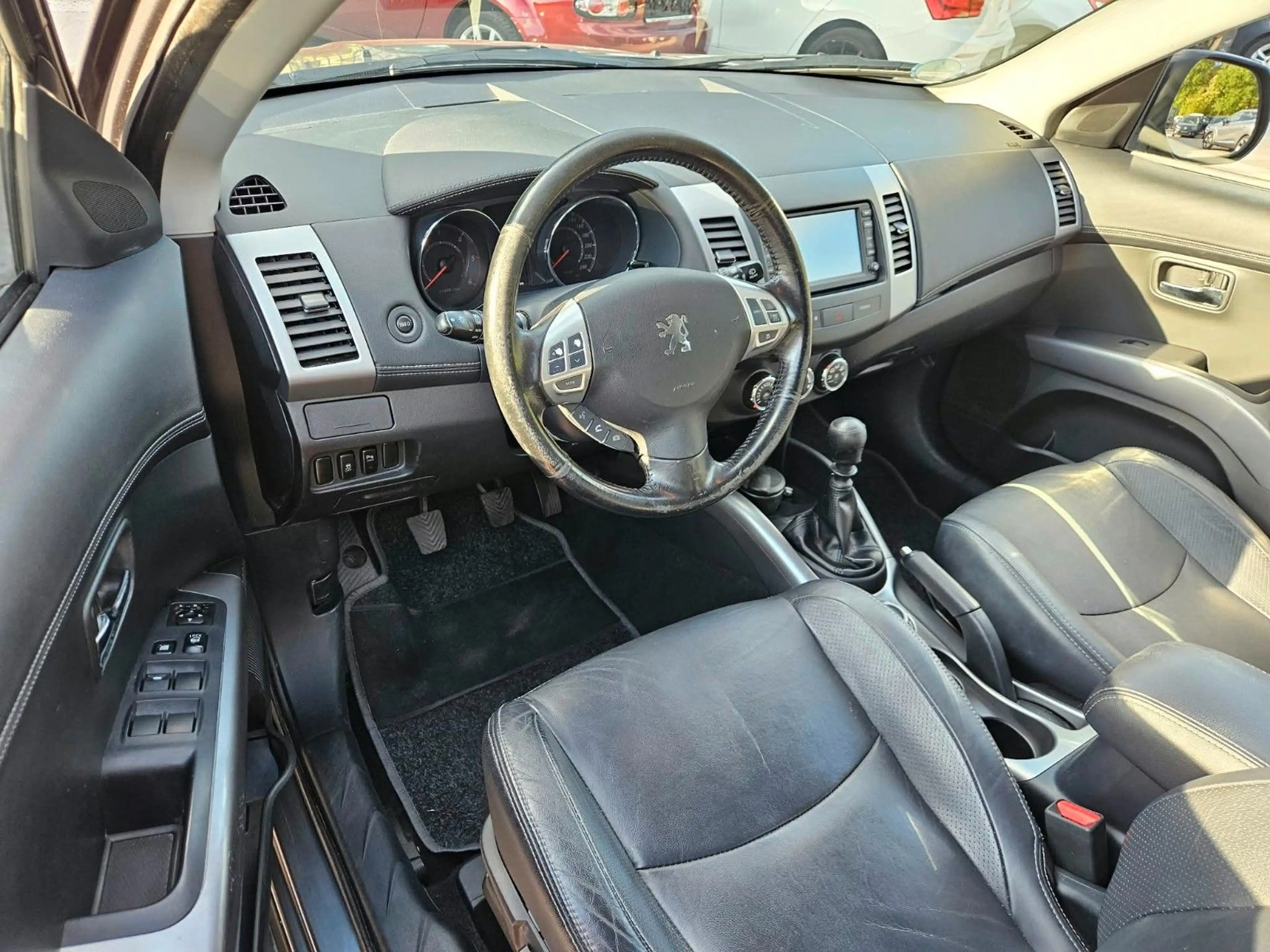 Peugeot 4007 Platinum 4x4 — photo 9
