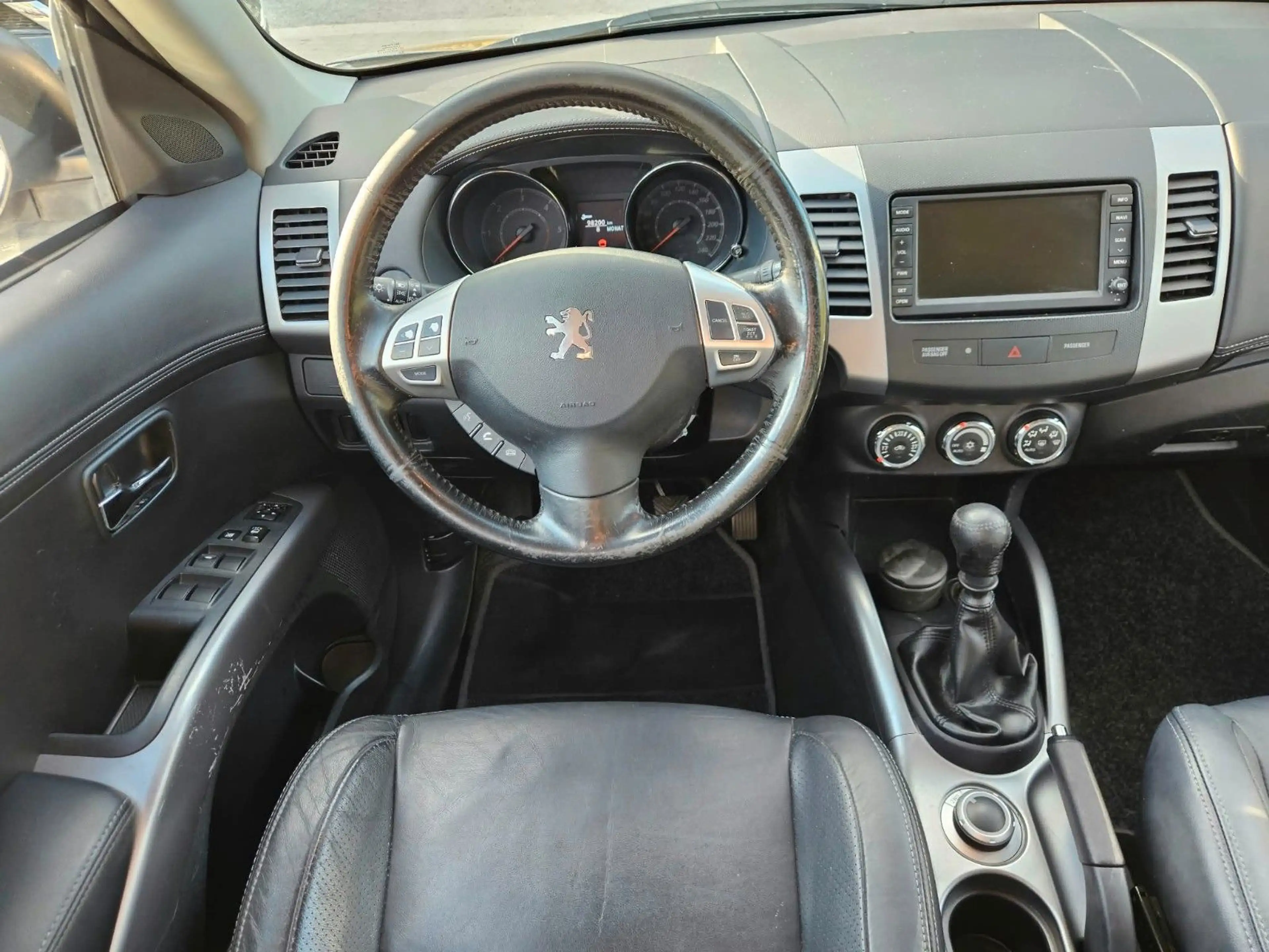 Peugeot 4007 Platinum 4x4 — photo 12