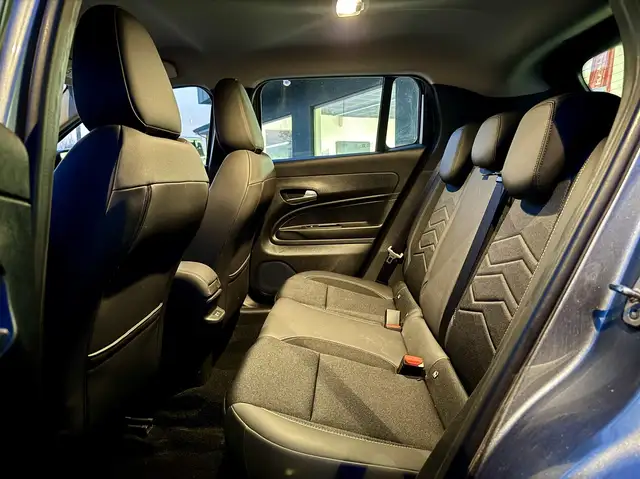 Jeep Avenger view 12