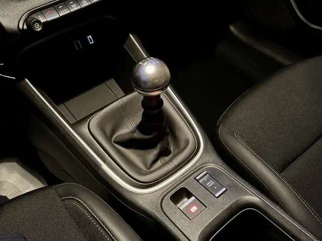 Jeep Avenger view 11