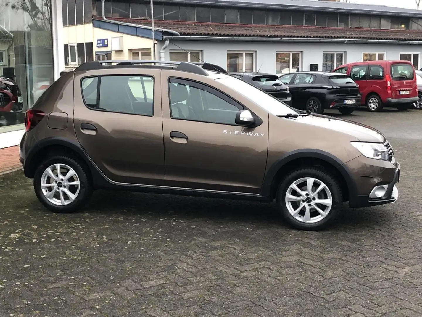 Dacia Sandero Stepway Celebration - 2