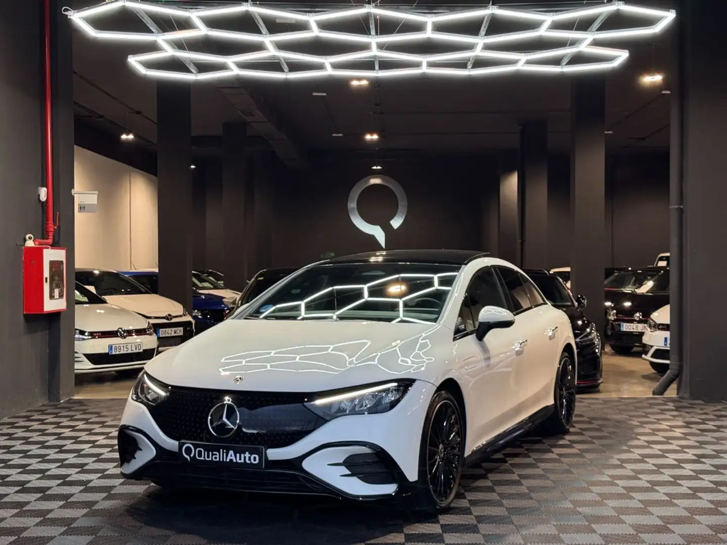 Mercedes-Benz EQE 350 350+ Blanco - 1