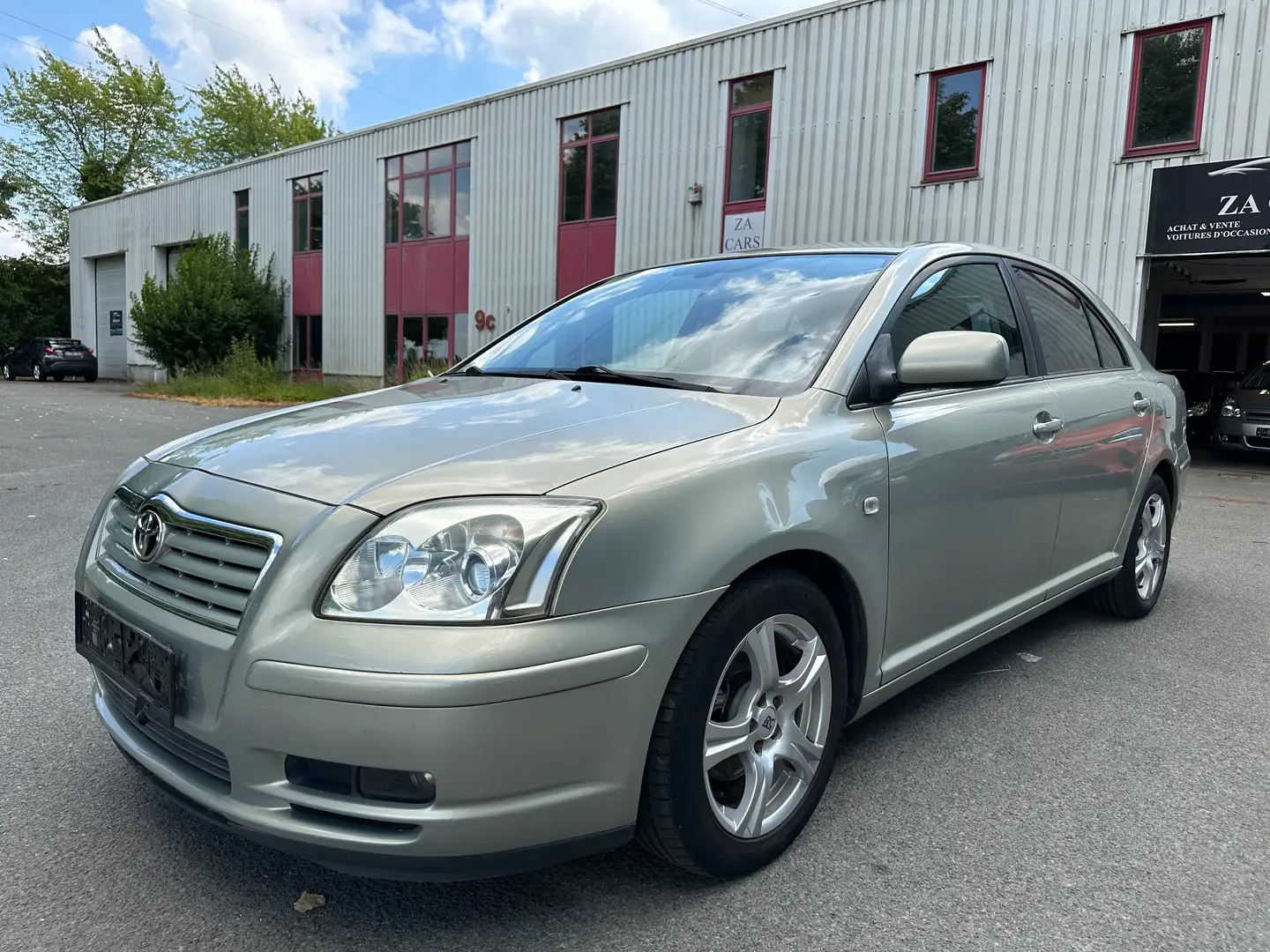 Toyota Avensis Avensis 1.8i VVT-i 16v Linea Terra - 1