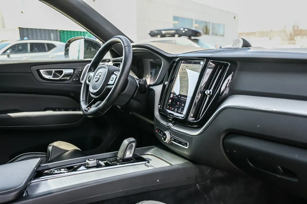 Volvo XC60 снимка Volvo XC60