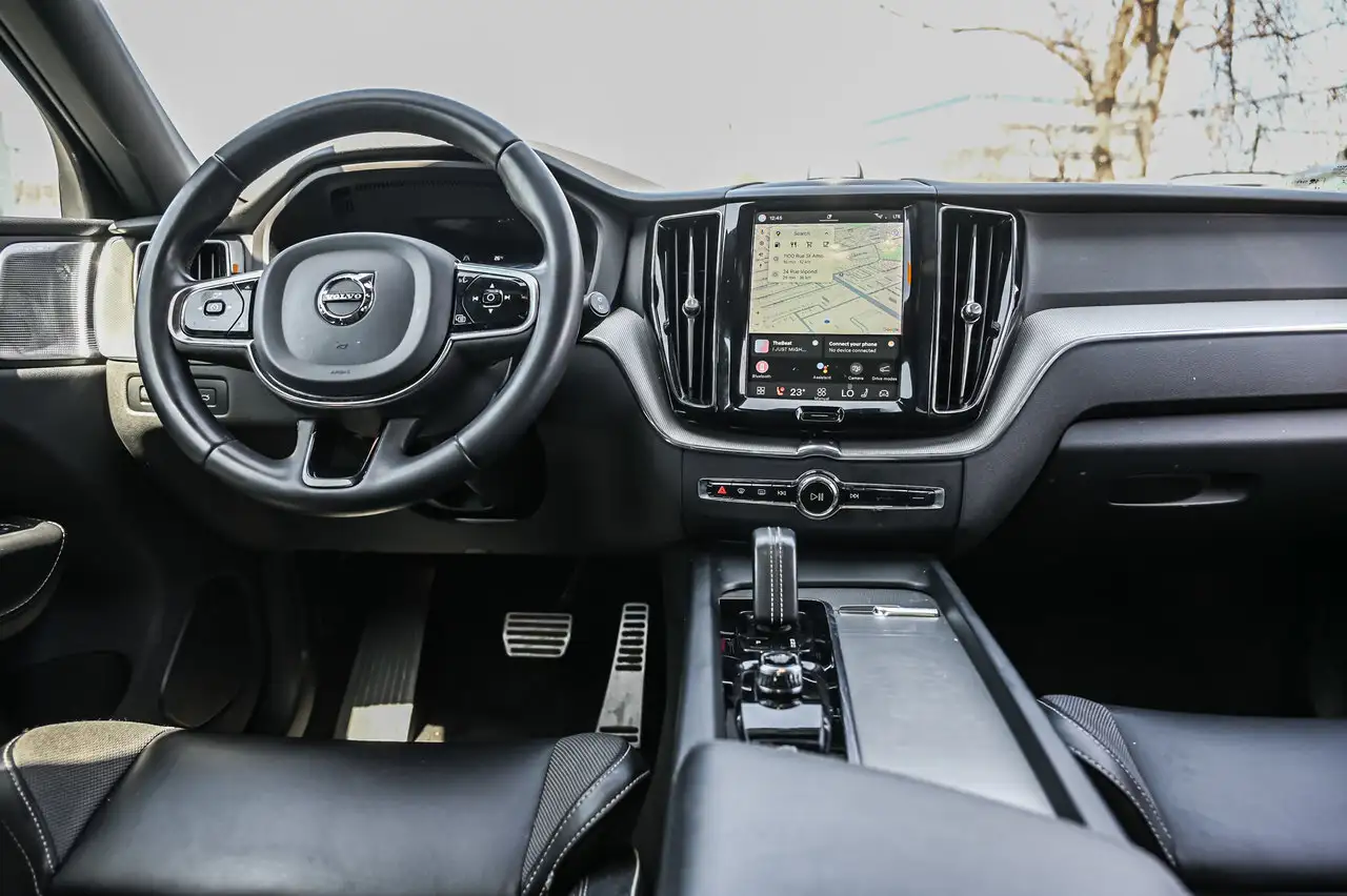 Volvo XC60 снимка Volvo XC60