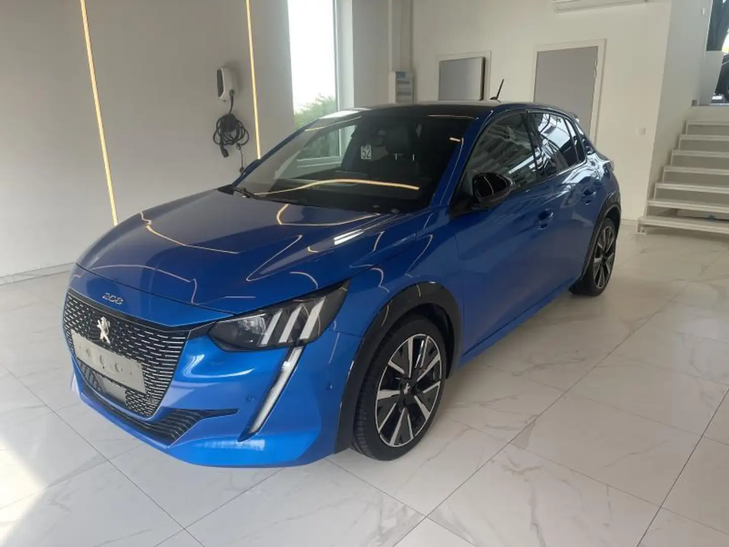 Peugeot 208 II & e- GT Line Blauw - 1