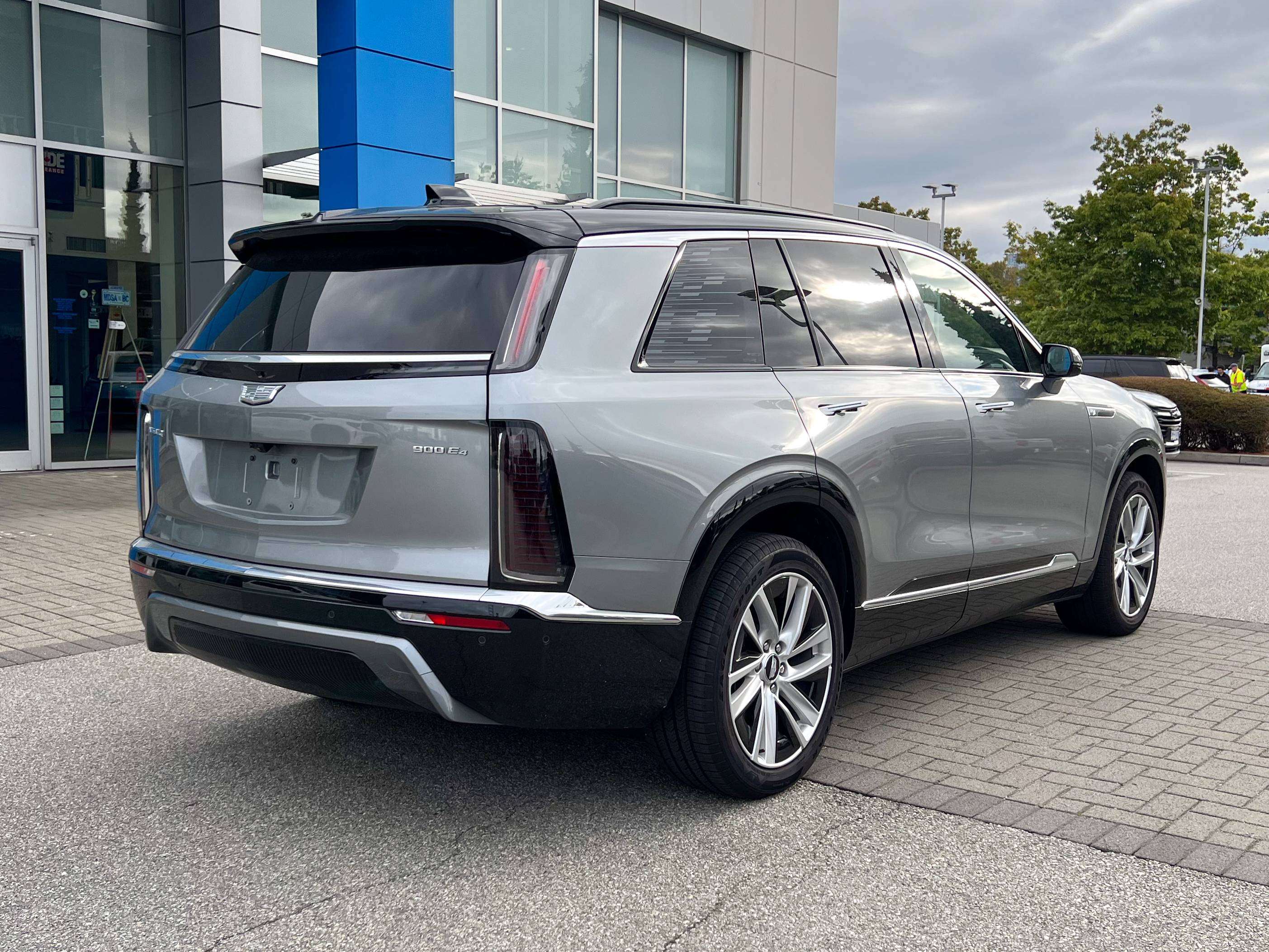 2026 Cadillac Vistiq LUXURY AWD/7 SEATS/SUNROOF/SUPER CRUSE — снимка 1