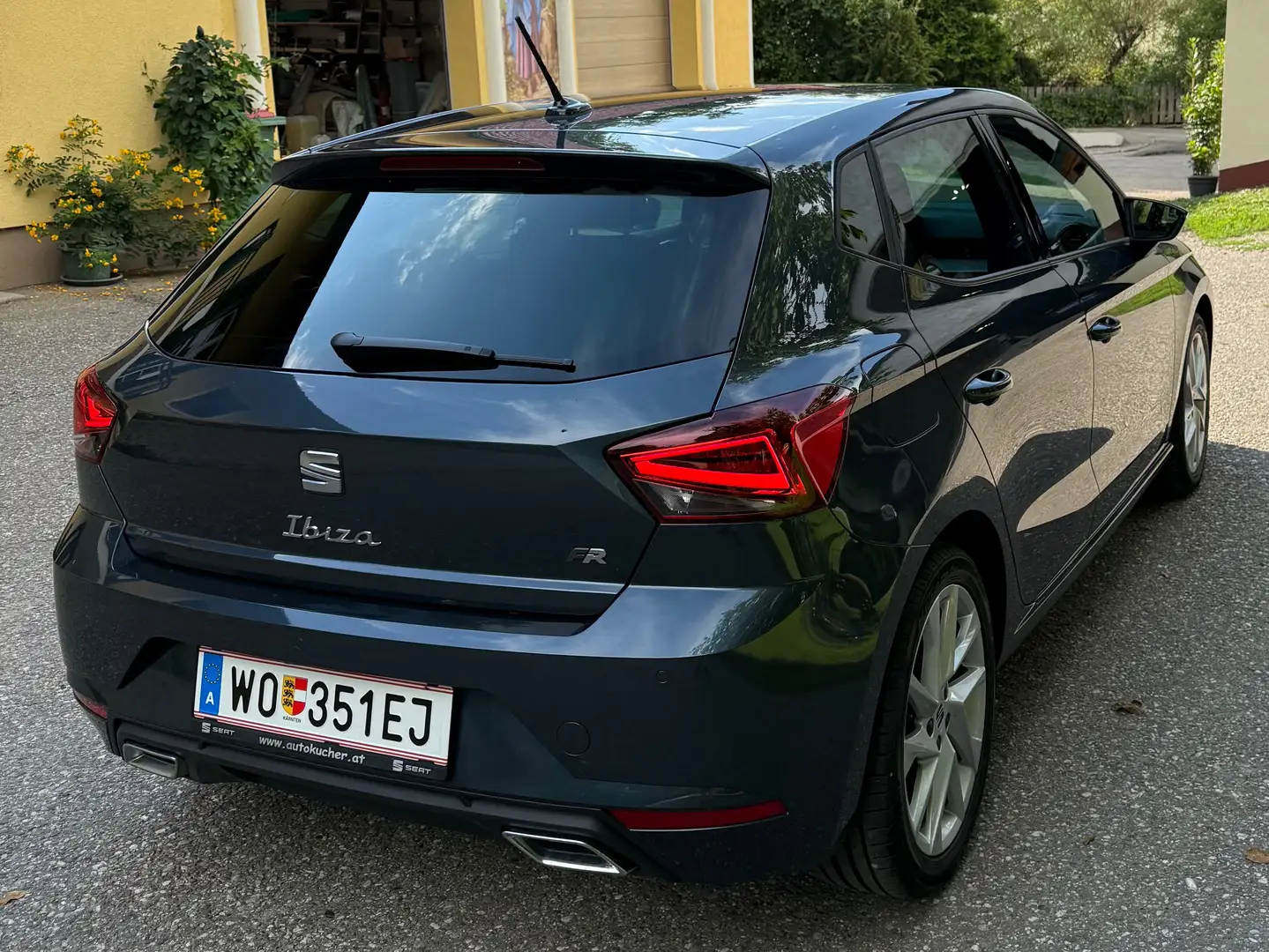 SEAT Ibiza Ibiza 1,0 EcoTSI FR Austria FR Austria Grau - 2