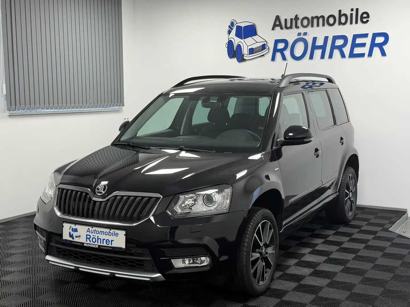 Skoda Yeti 1.2 TSI Drive Navi Sitzheizung Bi-Xenon Nero - 1