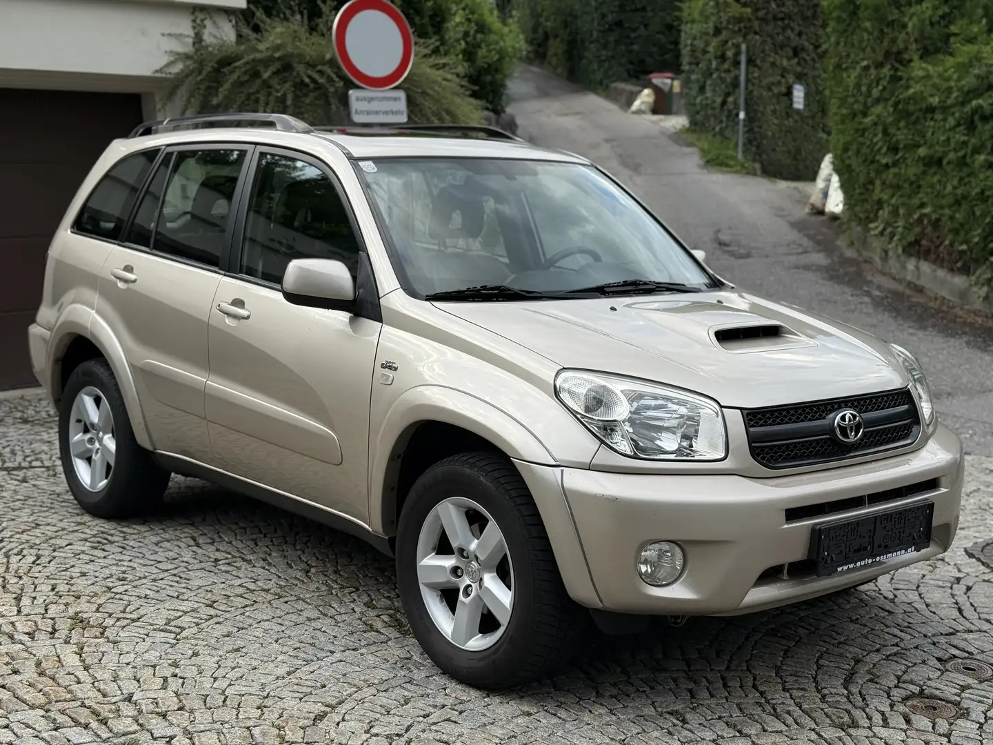 Toyota RAV 4 RAV4 2,0 D-4D 4WD - 1