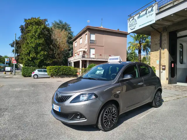 Lancia Ypsilon 1.0 Firefly hybrid Oro - *Garanzia 24 mesi