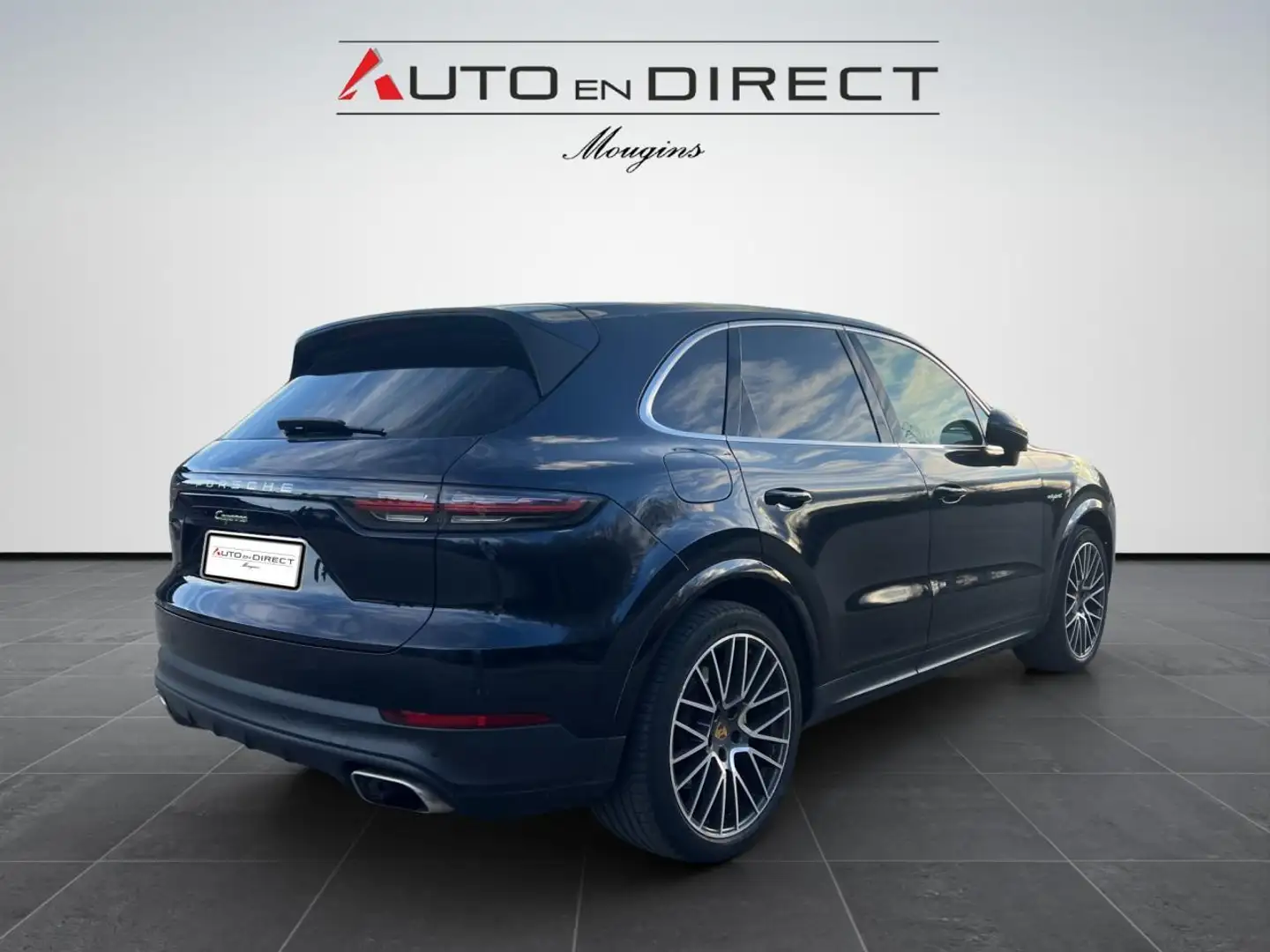 Porsche Cayenne Cayenne 3.0i V6 - 462 - BVA Tiptronic S -  E-Hybrid Blau - 2