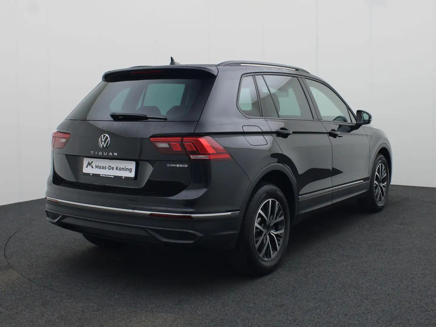 Volkswagen Tiguan 1.4 TSI eHybrid 245pk DSG Life · Camera · Stoel -& Zwart - 2