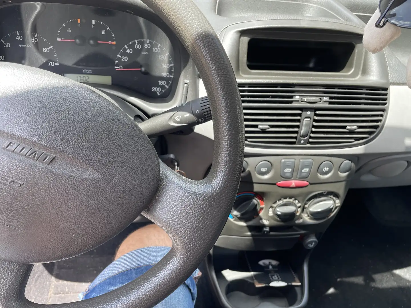 Fiat Punto 5p 1.2 ELX - 1