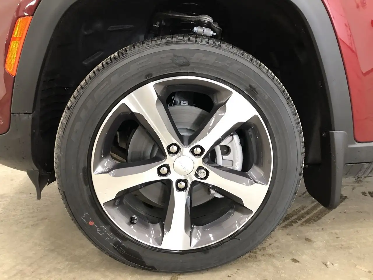 Jeep Grand Cherokee снимка Jeep Grand Cherokee