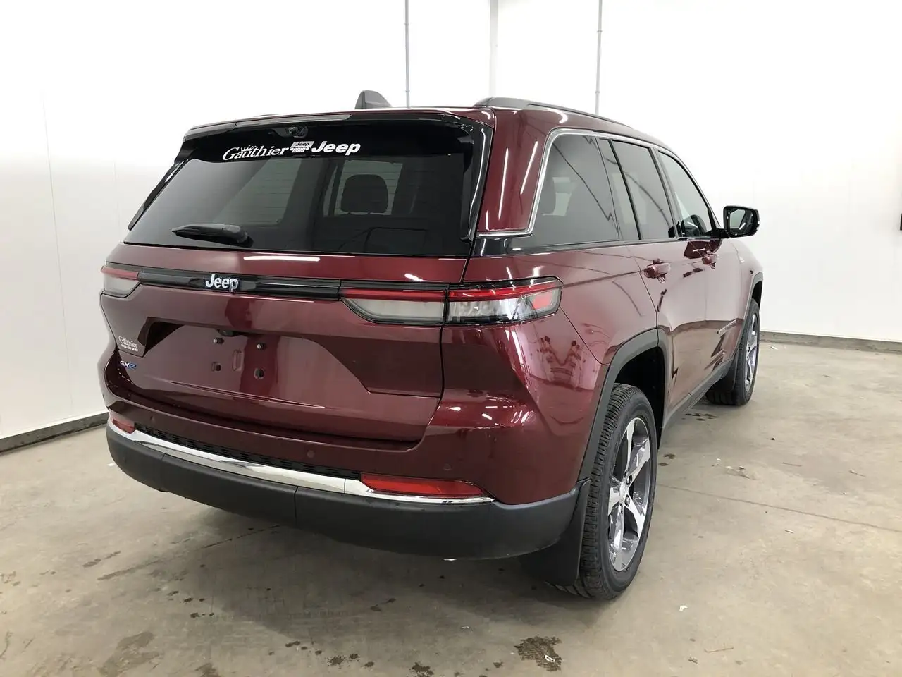 Jeep Grand Cherokee снимка Jeep Grand Cherokee