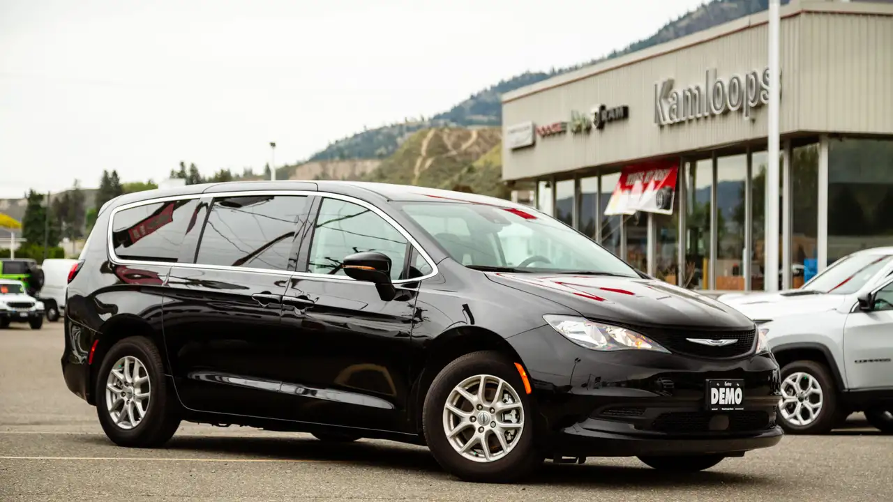 2024 Chrysler Grand Caravan