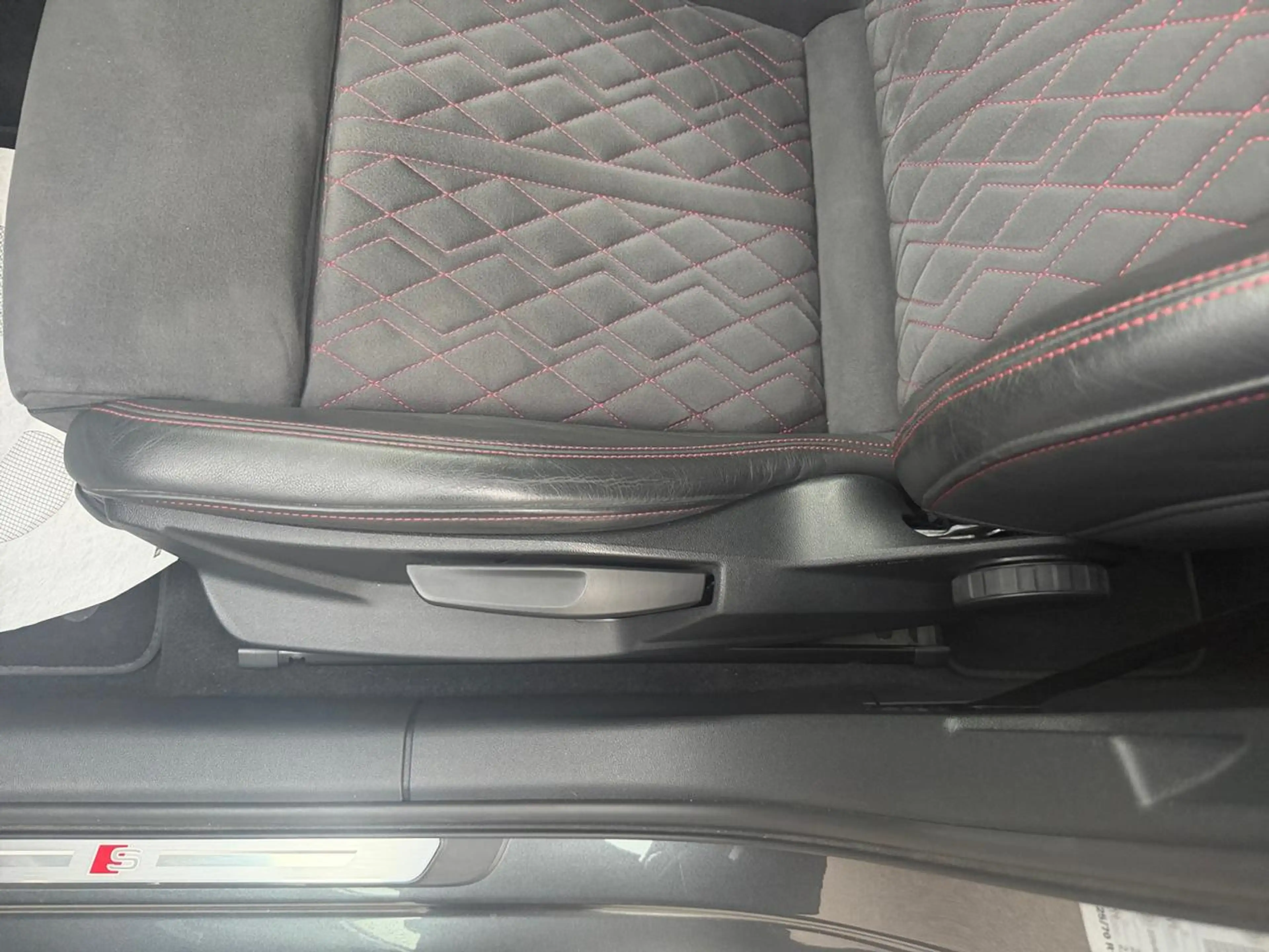 Audi A3 A3 35 TFSI Business Edition S line S tronic — photo 13