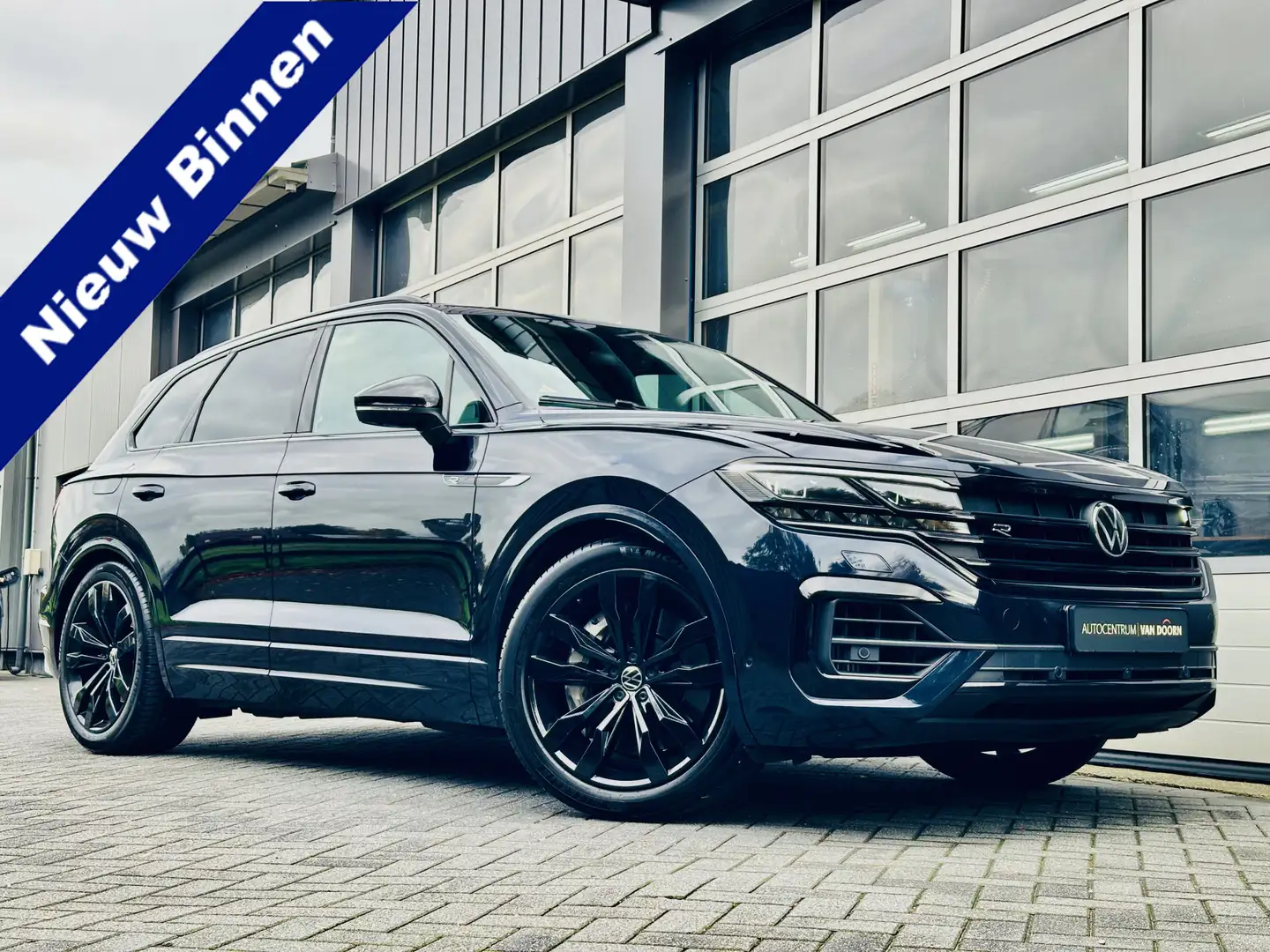 Volkswagen Touareg 3.0 TSi 4MOTION | R-line | Hybride | Panodak | Ada Blauw - 1