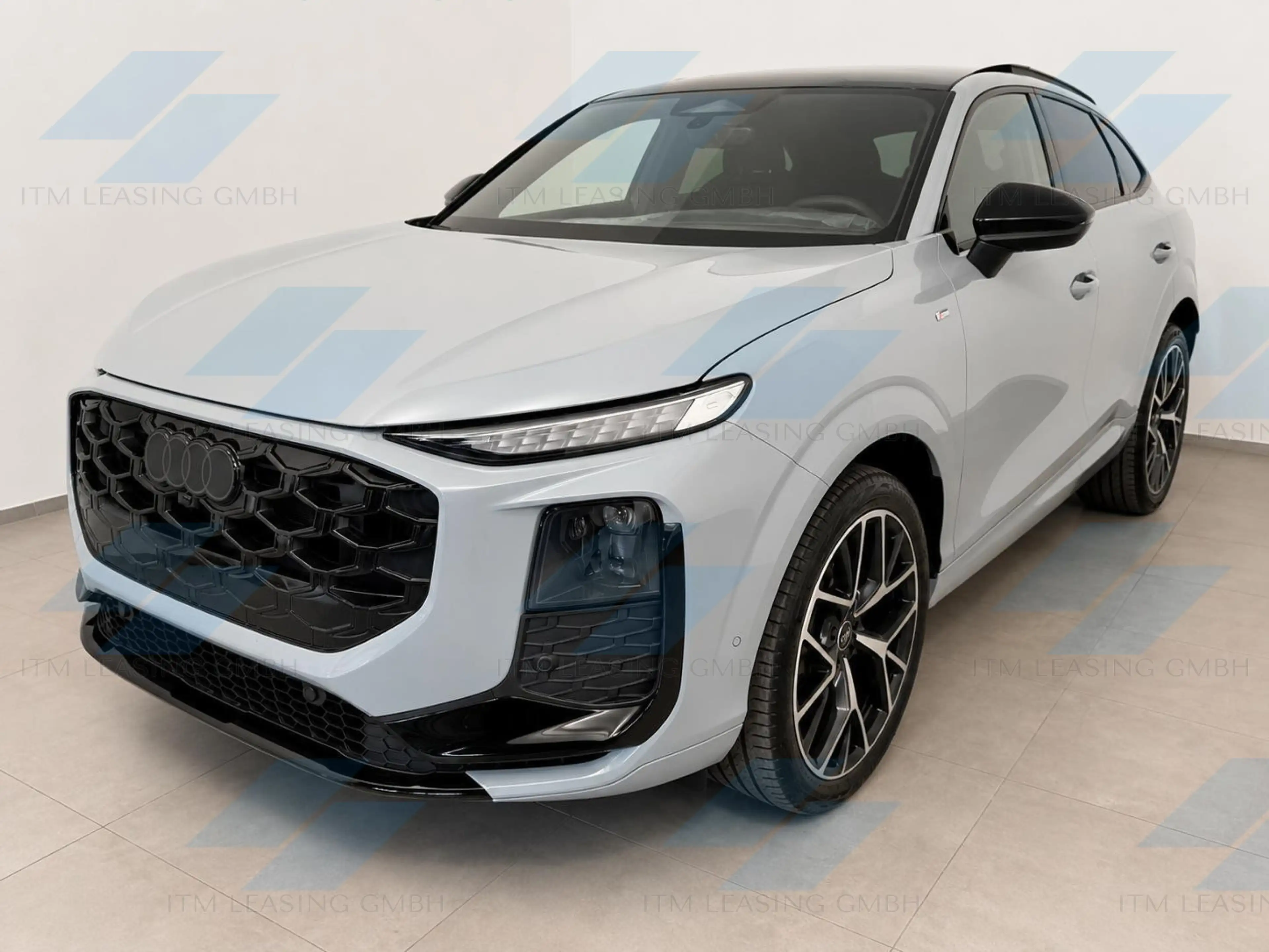 Audi Q3 Sportback TDI Pano*Leder*Oled*Full — photo 3