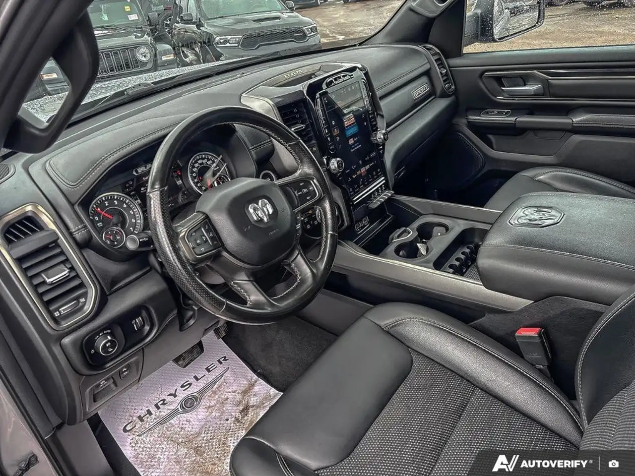 RAM 1500 снимка RAM 1500