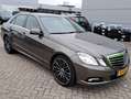 Mercedes-Benz E 250 E 250 Elégance Bronze - thumbnail 4