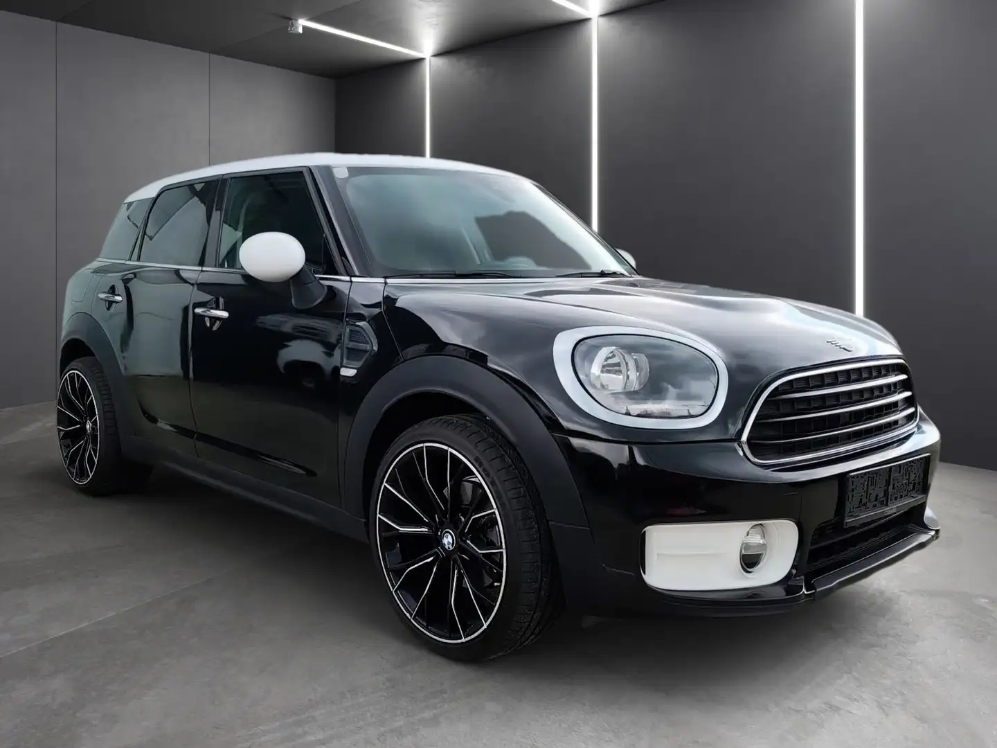 MINI Cooper Countryman F60 Fekete - 2