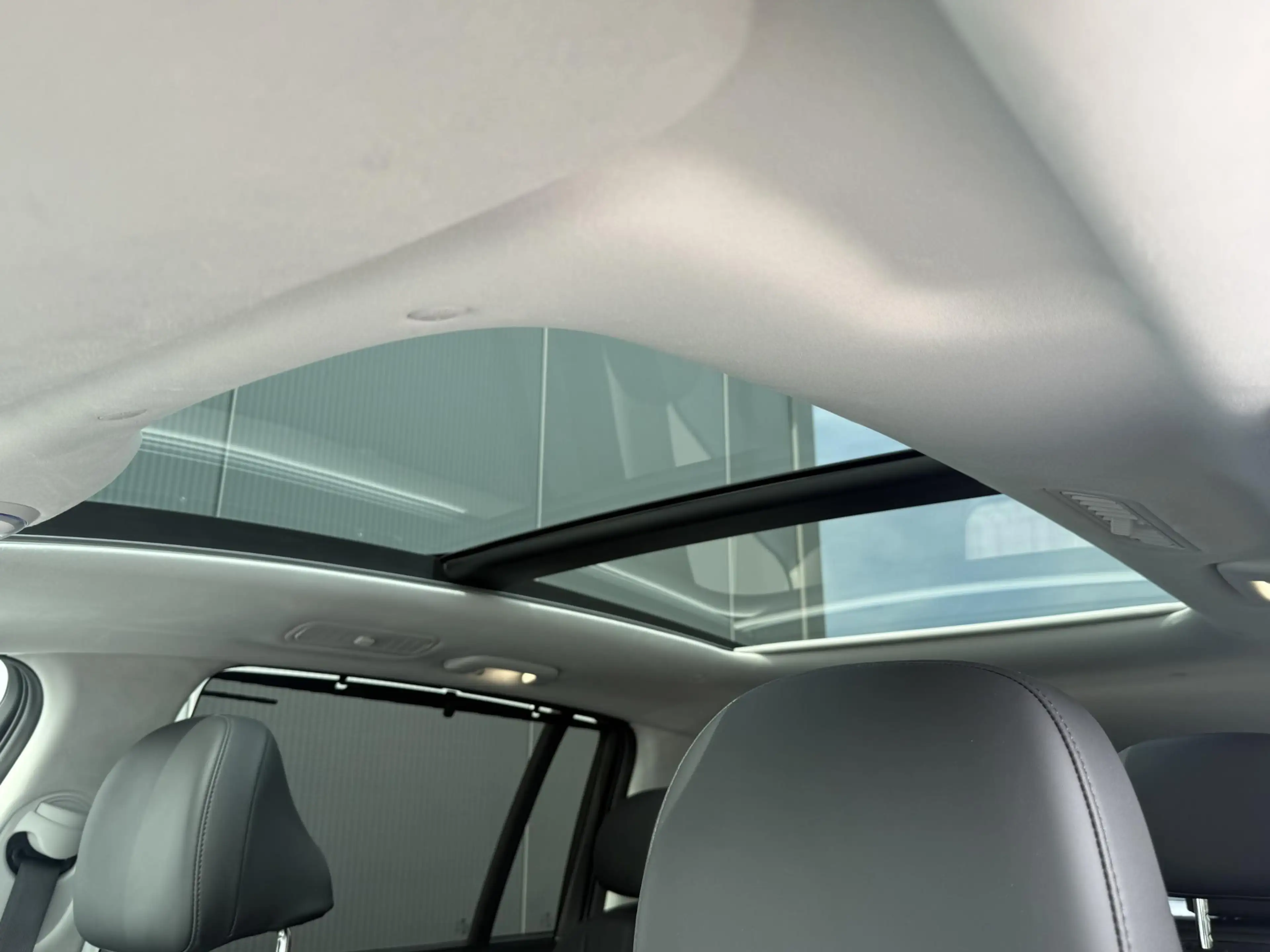 Hyundai IONIQ 9 Lounge AWD 6p. 110.3 kWh / 6 persoons / Full optio — photo 45
